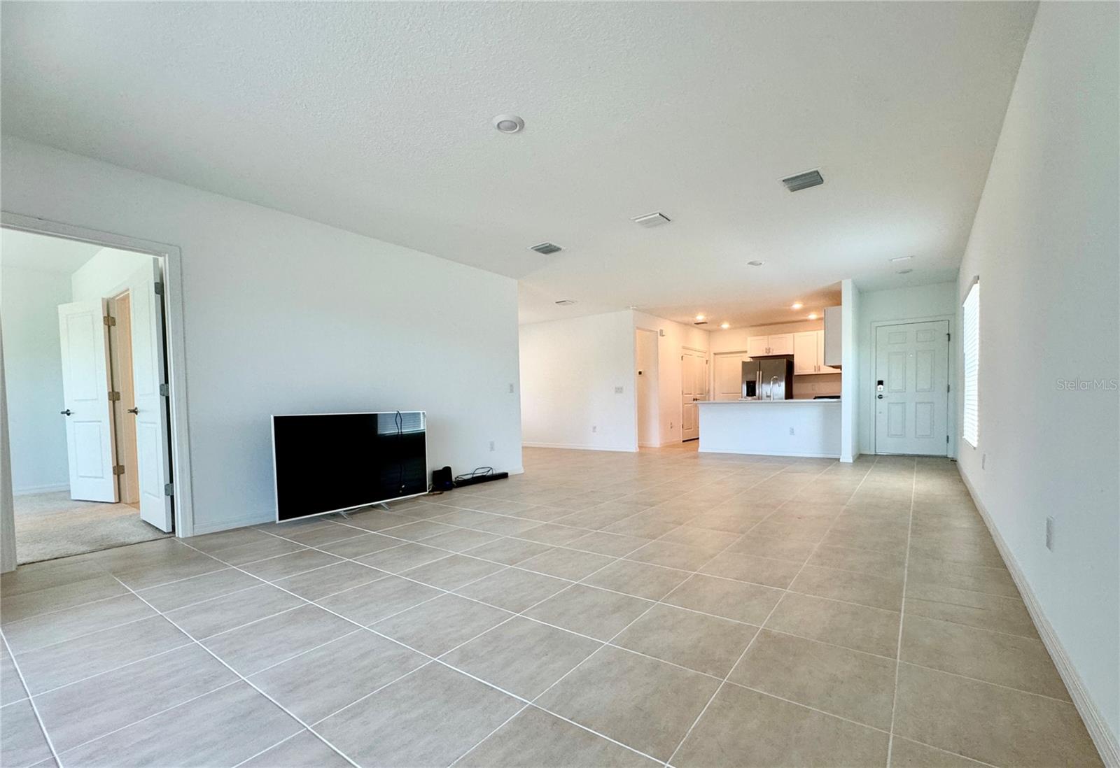 Image 6 of 24 For 11268 Fieldstone Drive