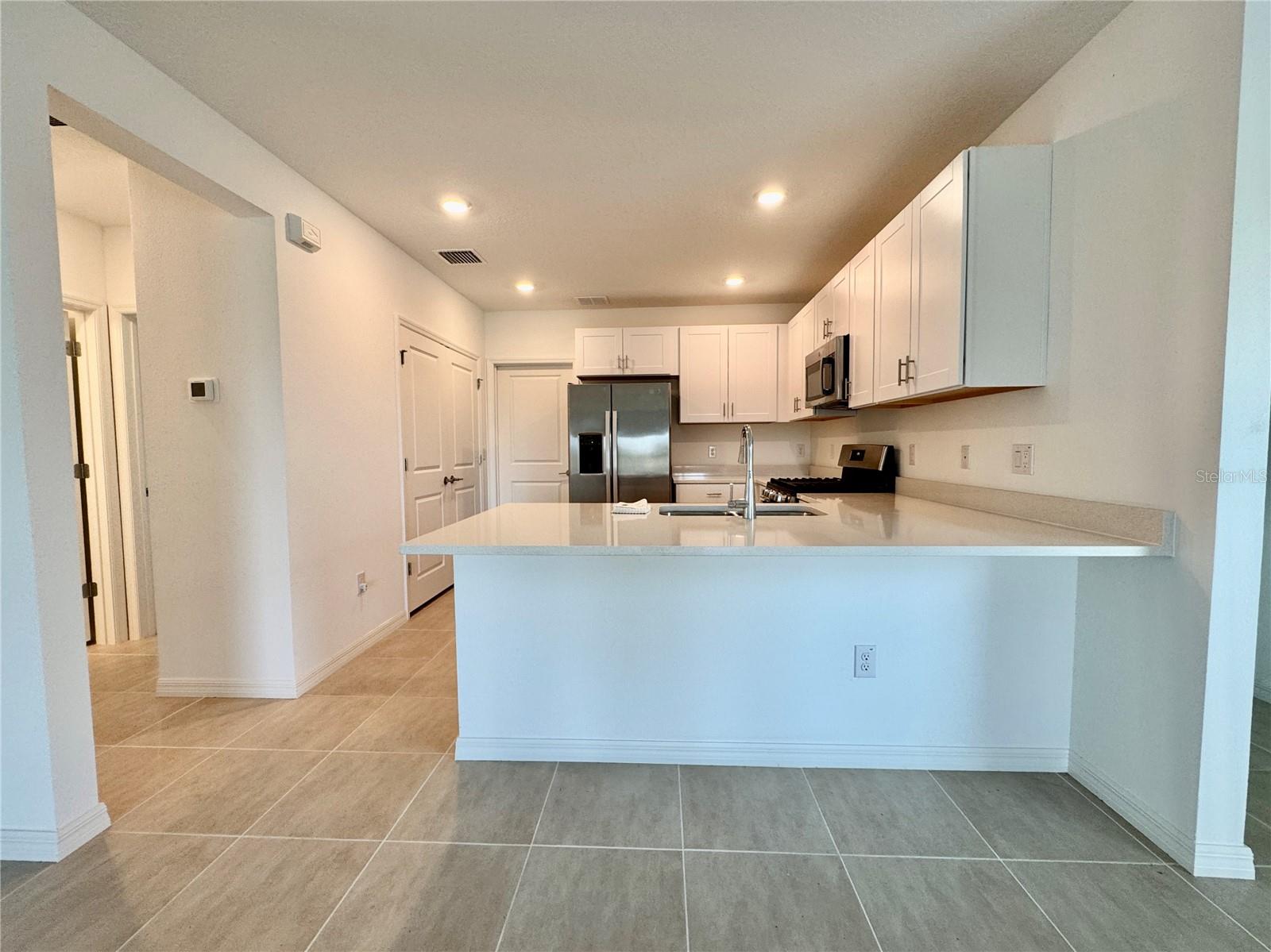 Image 7 of 24 For 11268 Fieldstone Drive