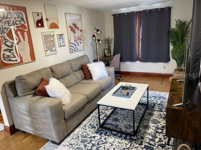 Image 10 of 17 For 1626 27th Avenue N