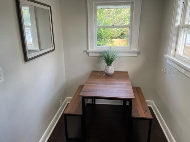Image 7 of 17 For 1626 27th Avenue N