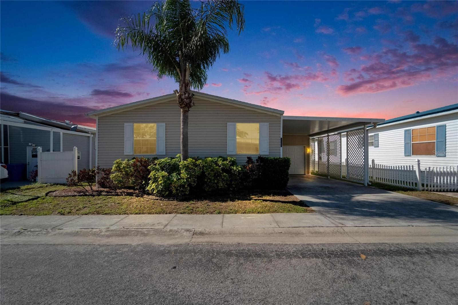 Details for 8528 Fantasia Park Way, RIVERVIEW, FL 33578