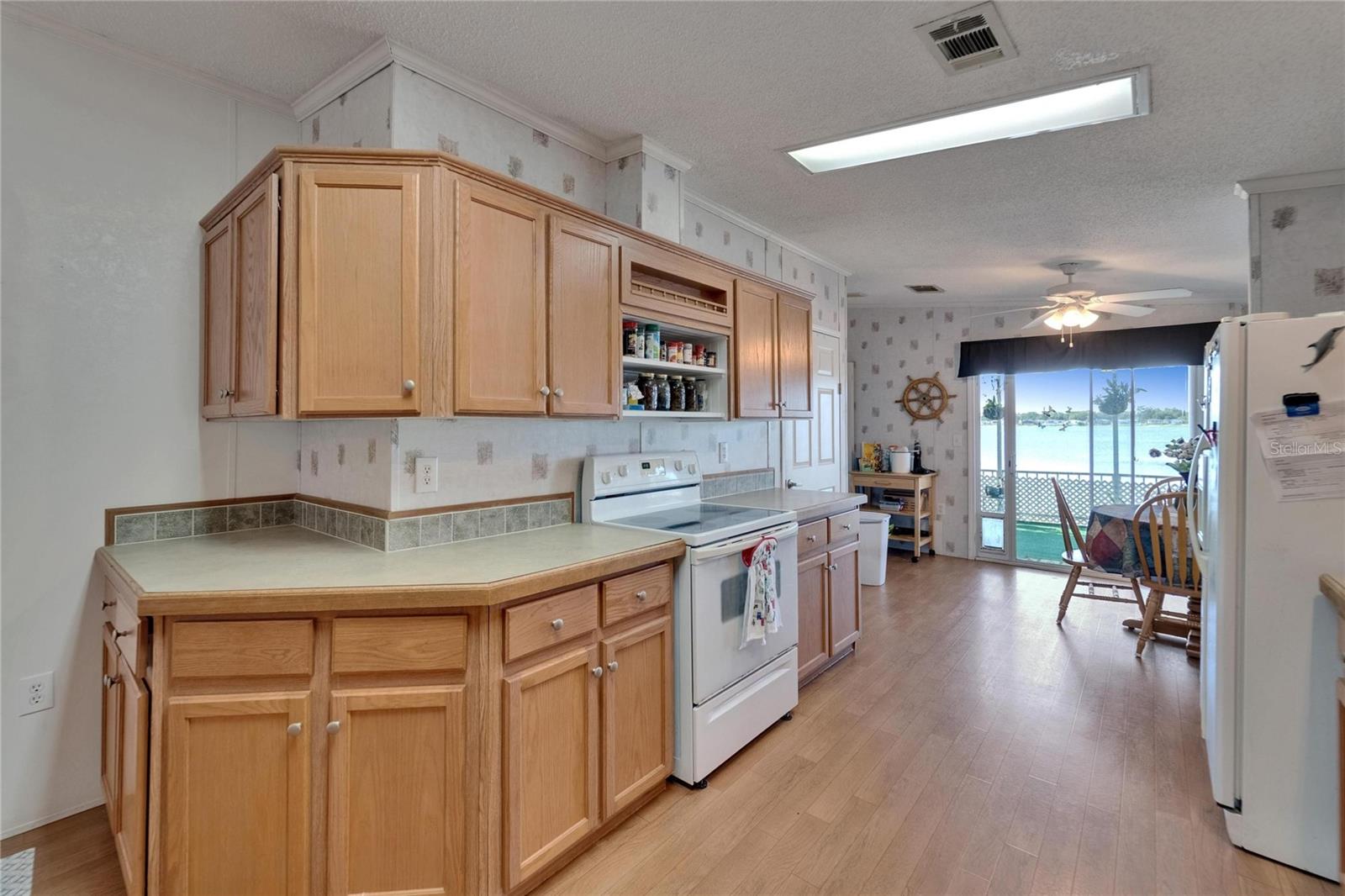 Image 19 of 52 For 8528 Fantasia Park Way