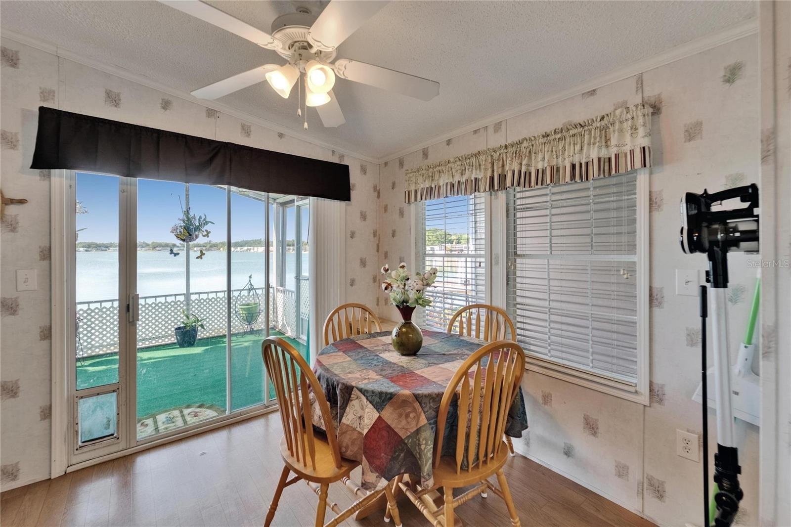 Image 21 of 52 For 8528 Fantasia Park Way
