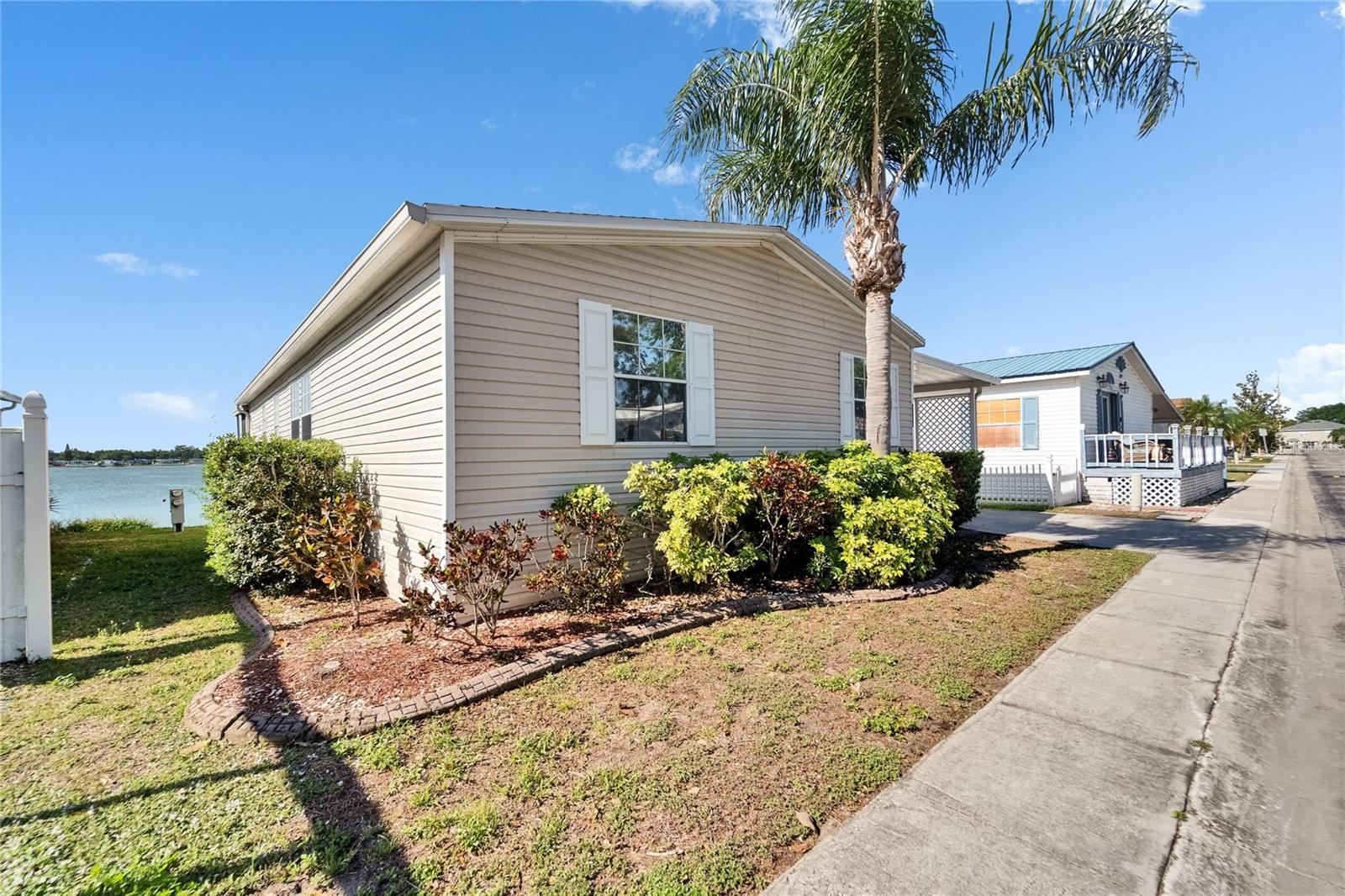 Image 27 of 52 For 8528 Fantasia Park Way