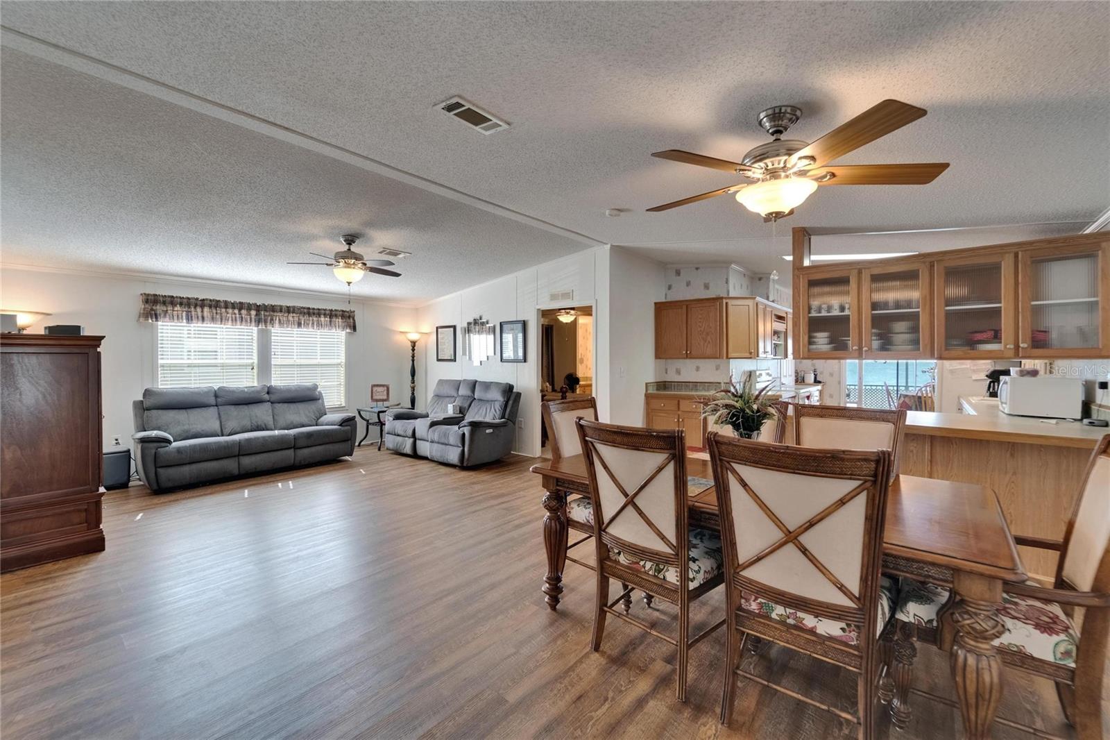 Image 29 of 52 For 8528 Fantasia Park Way