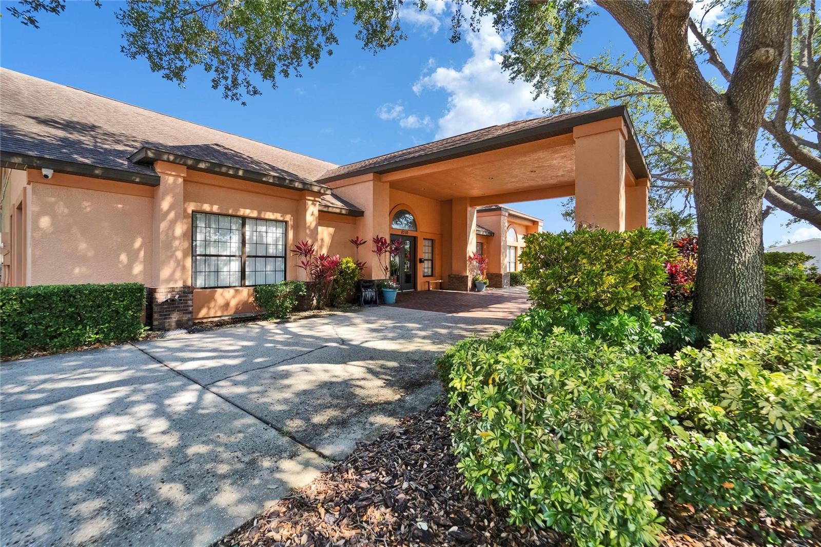 Image 7 of 52 For 8528 Fantasia Park Way