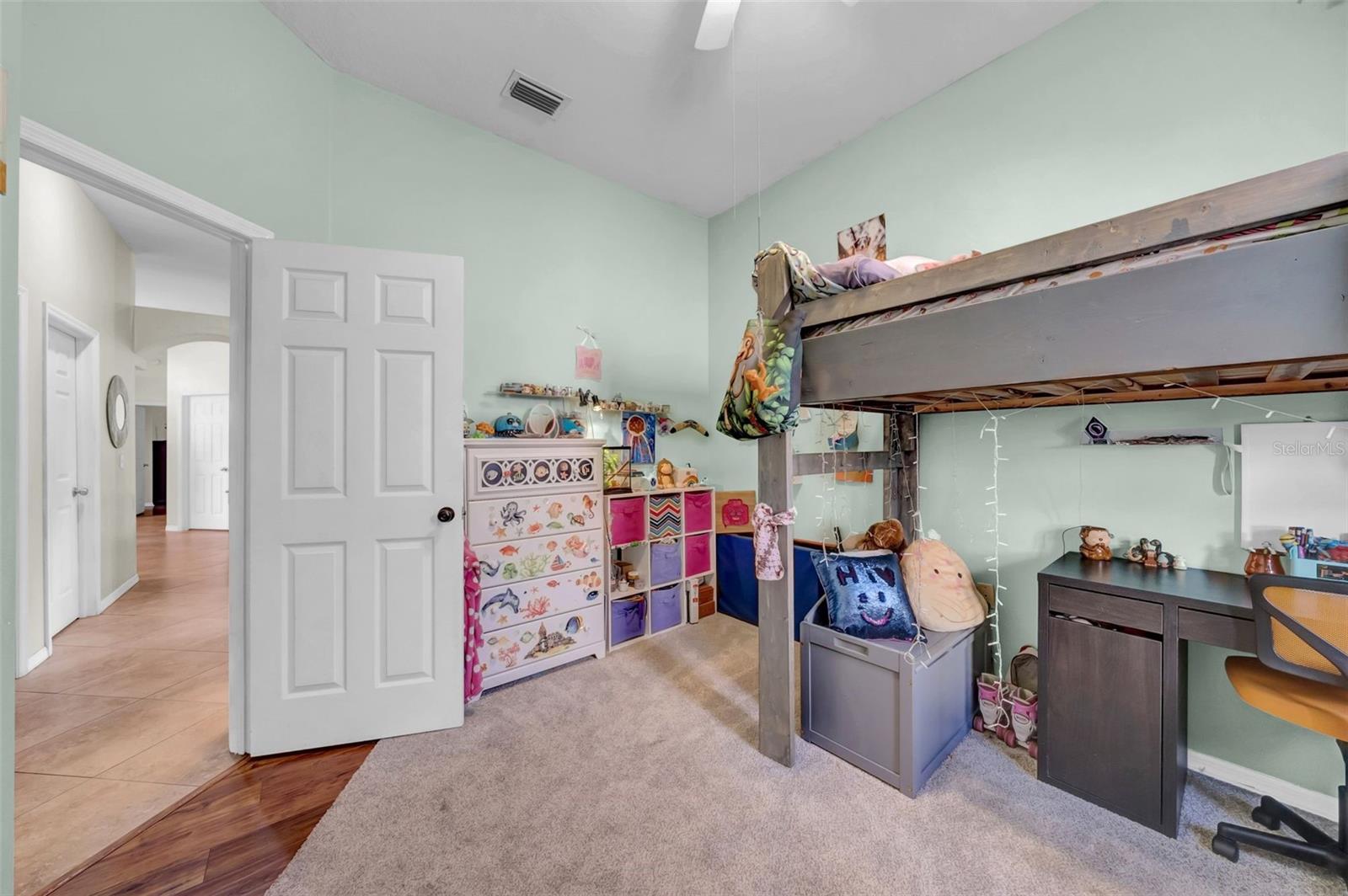 Image 23 of 40 For 4010 Lithia Ridge Boulevard