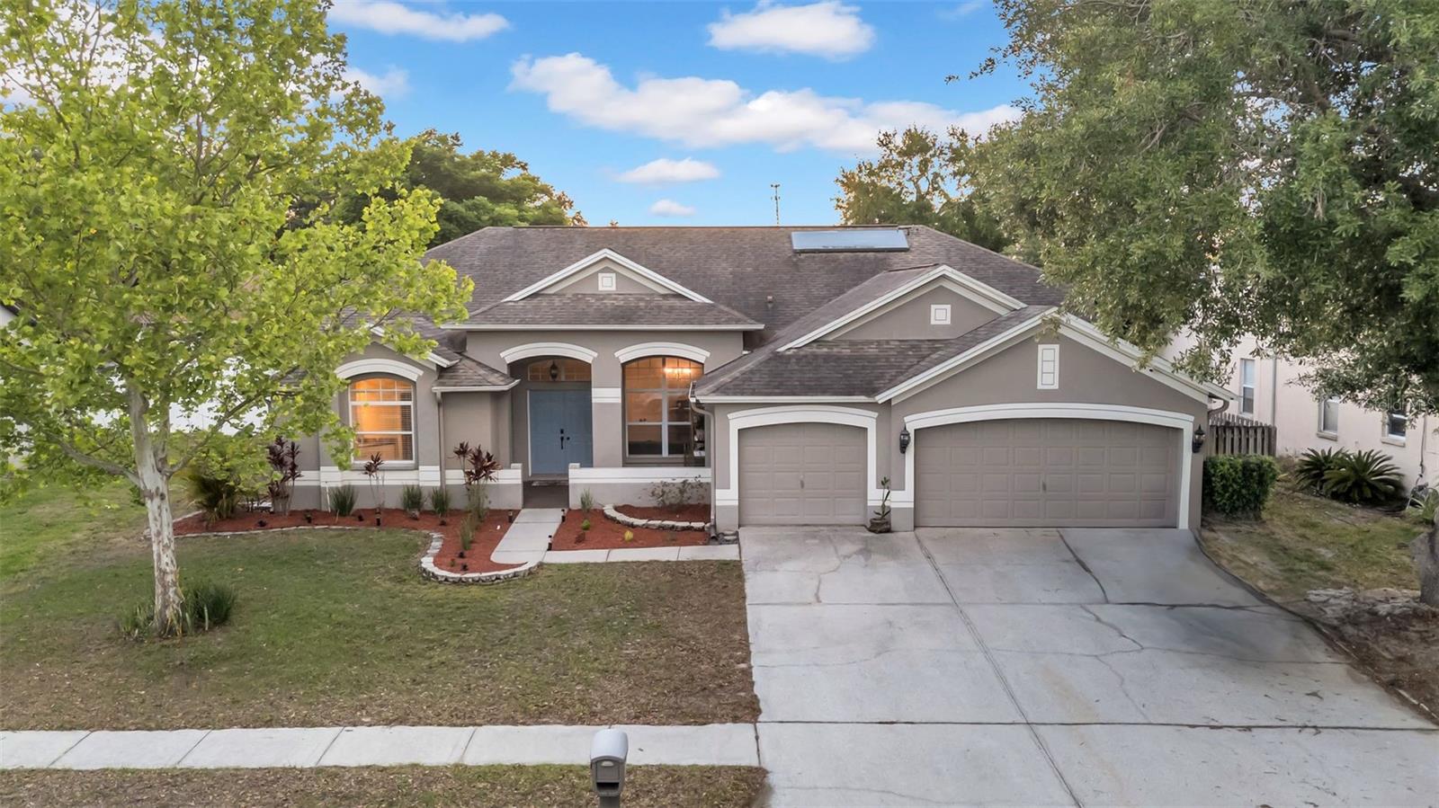 Image 33 of 40 For 4010 Lithia Ridge Boulevard