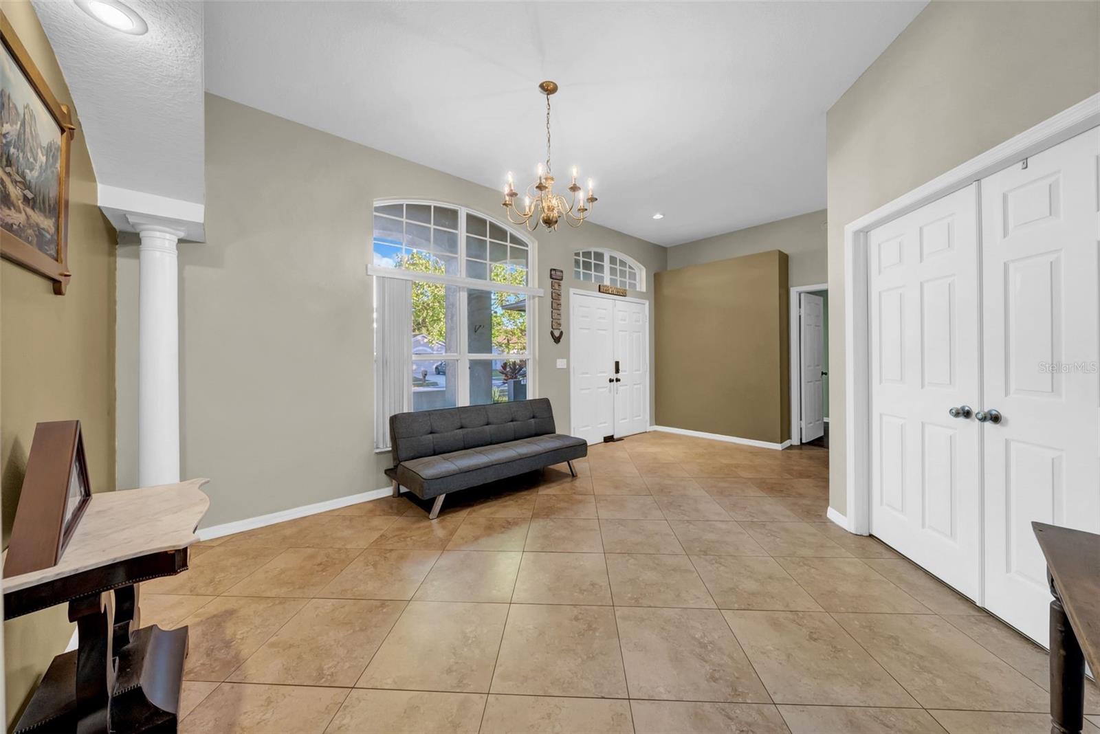 Image 5 of 40 For 4010 Lithia Ridge Boulevard