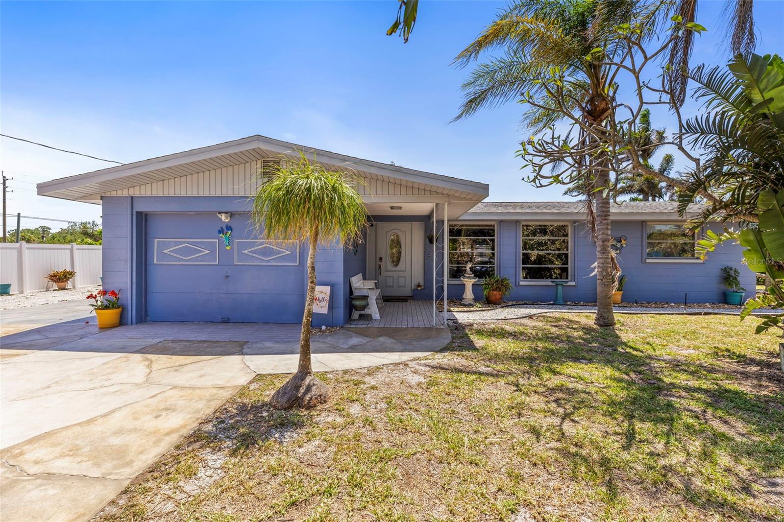 Details for 595 Denburn Court, ENGLEWOOD, FL 34223