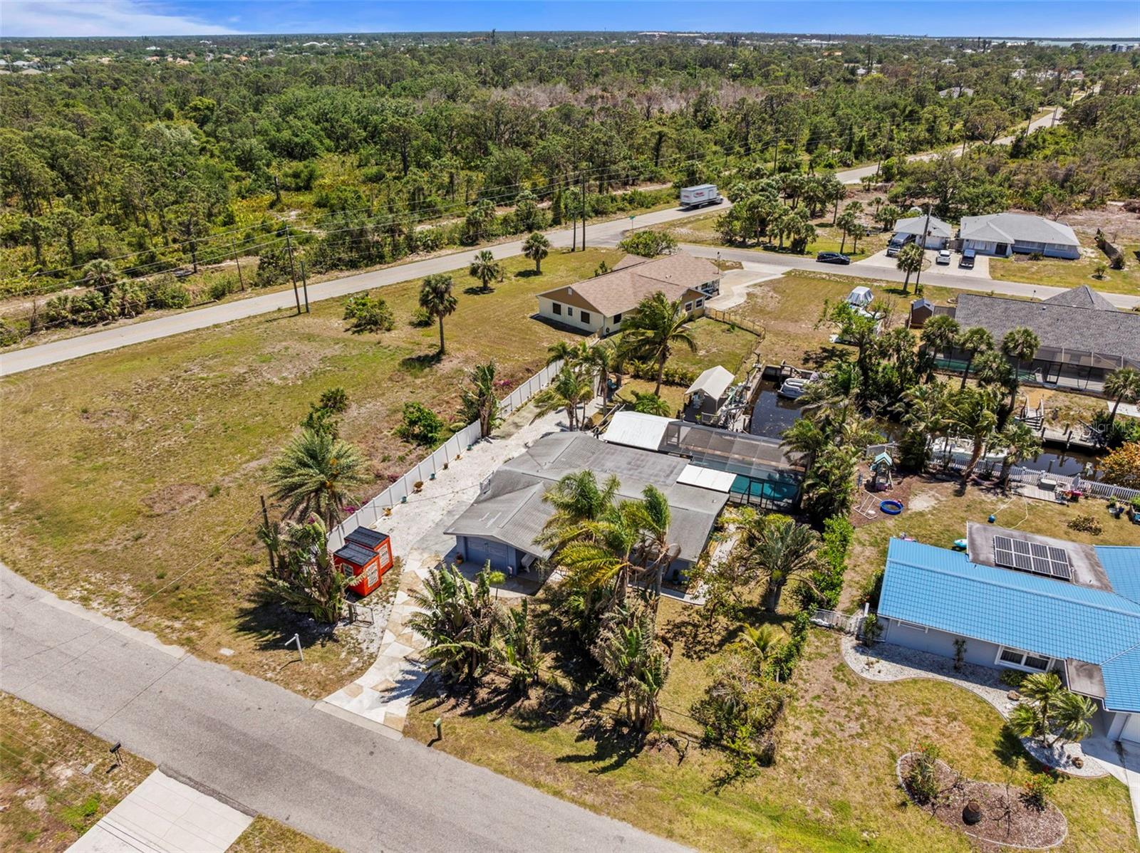 Image 39 of 41 For 595 Denburn Court