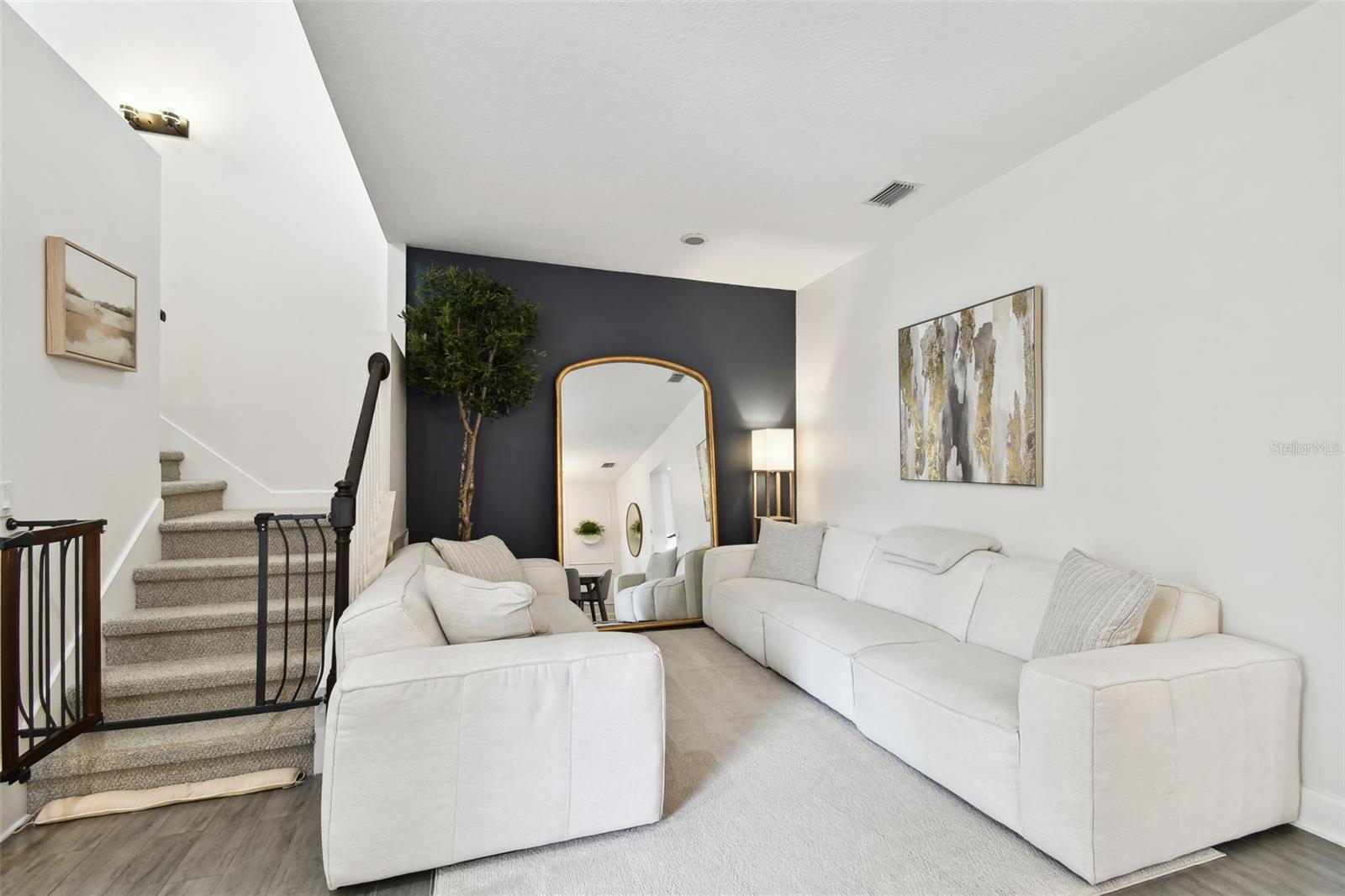 Image 10 of 67 For 10011 Parley Drive
