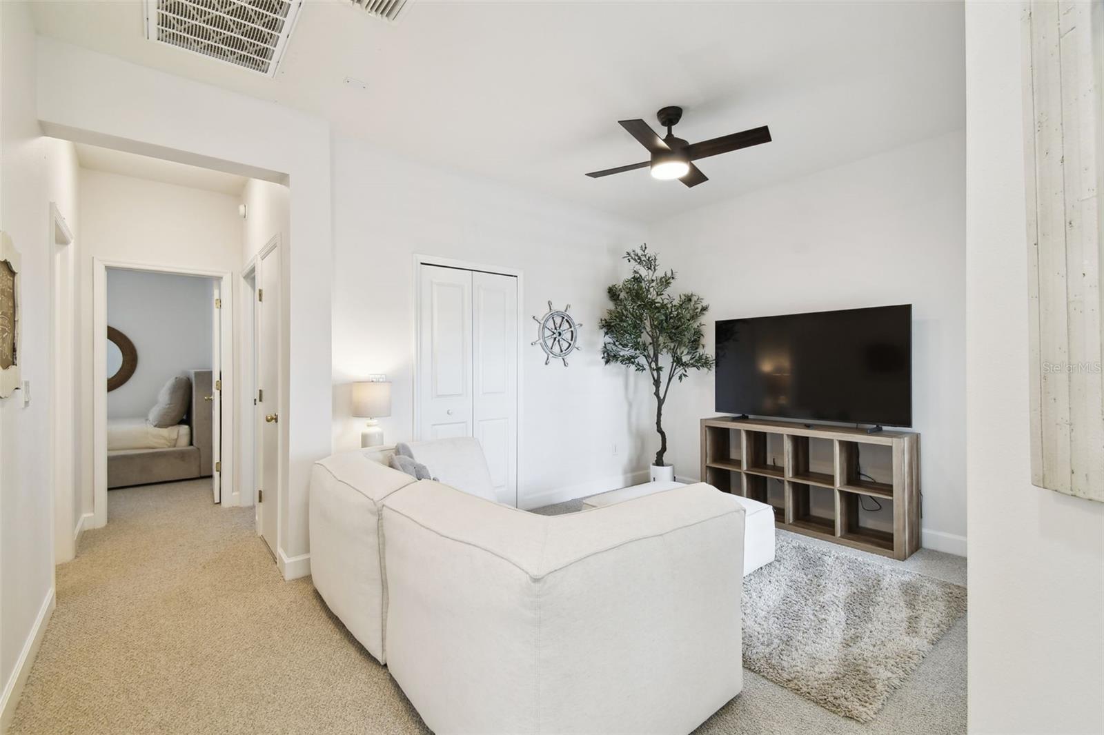 Image 31 of 67 For 10011 Parley Drive