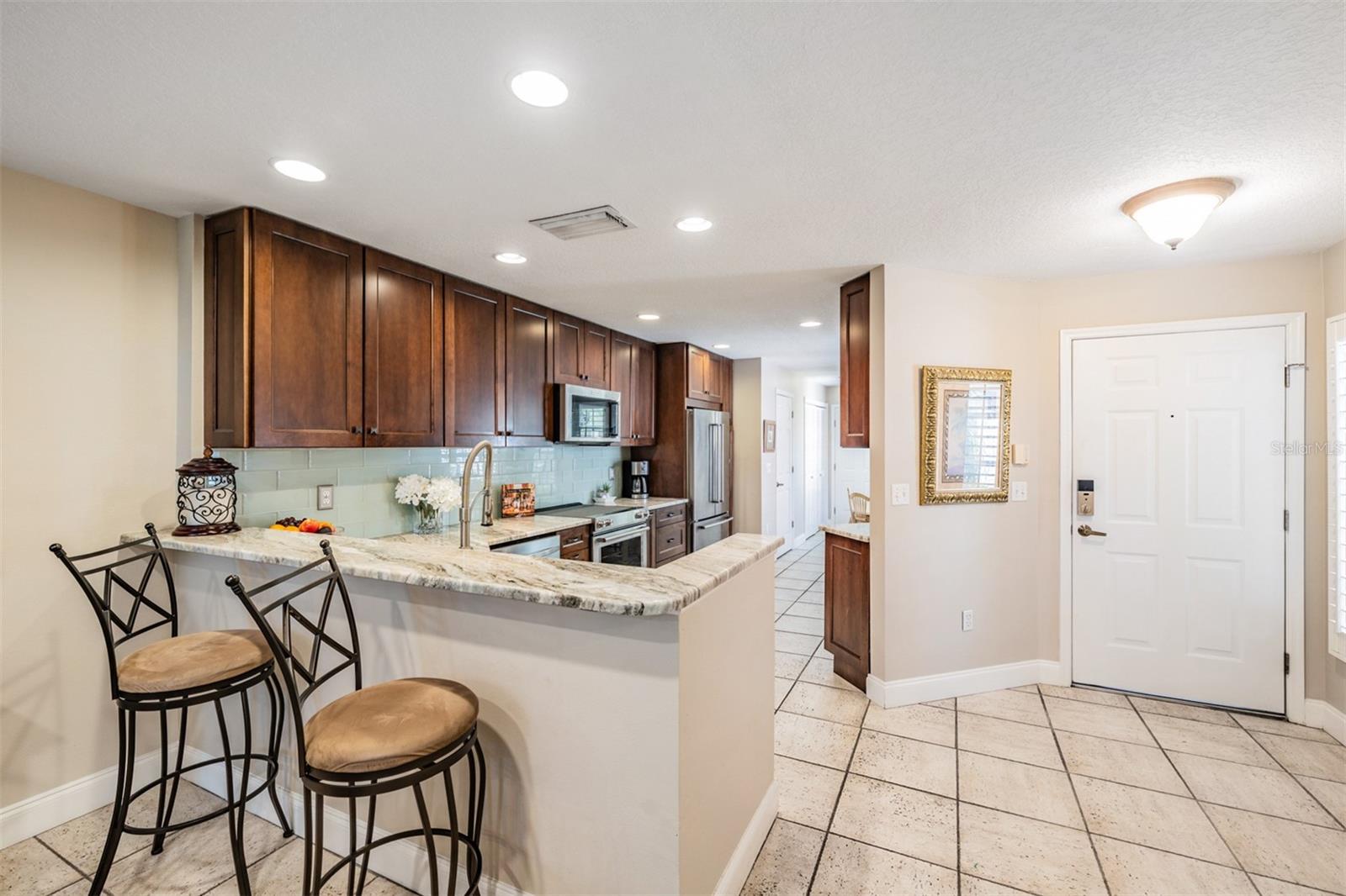 Image 16 of 61 For 17537 Fairmeadow Drive