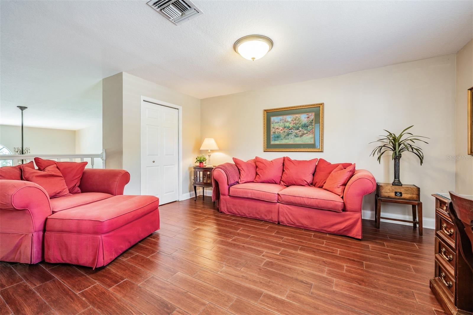 Image 27 of 61 For 17537 Fairmeadow Drive