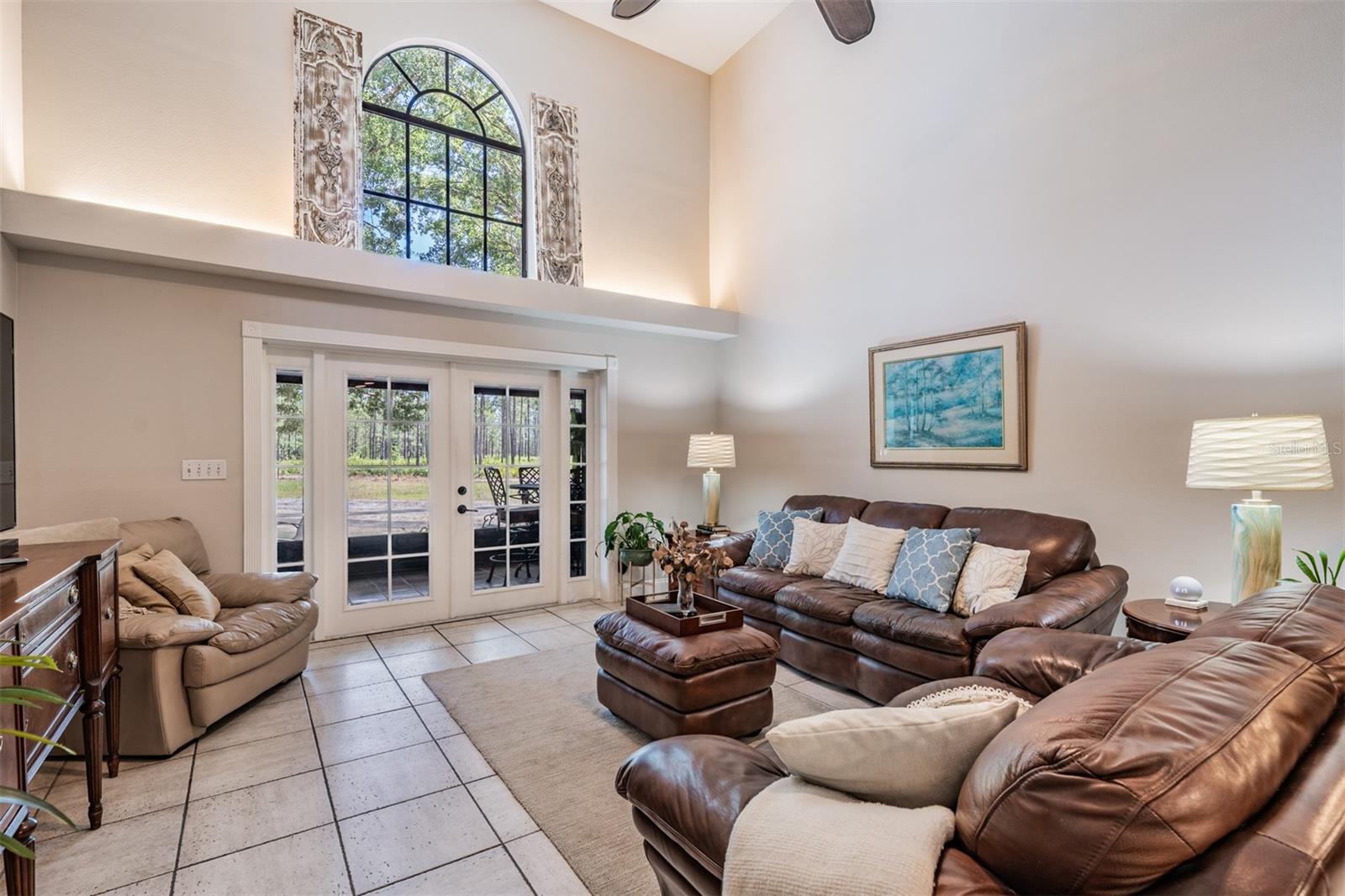 Image 8 of 61 For 17537 Fairmeadow Drive