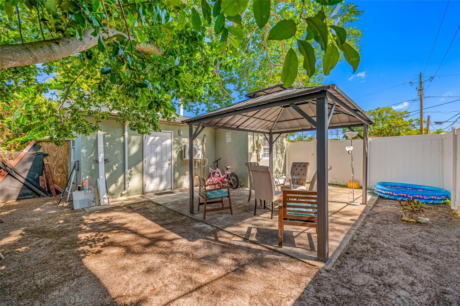 Image 17 of 59 For 1290 Bertland Way