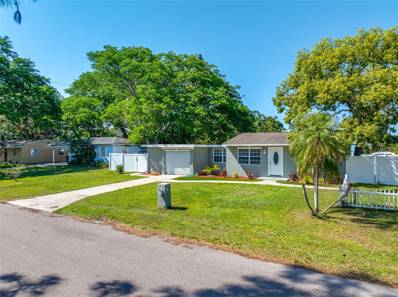 Image 2 of 59 For 1290 Bertland Way