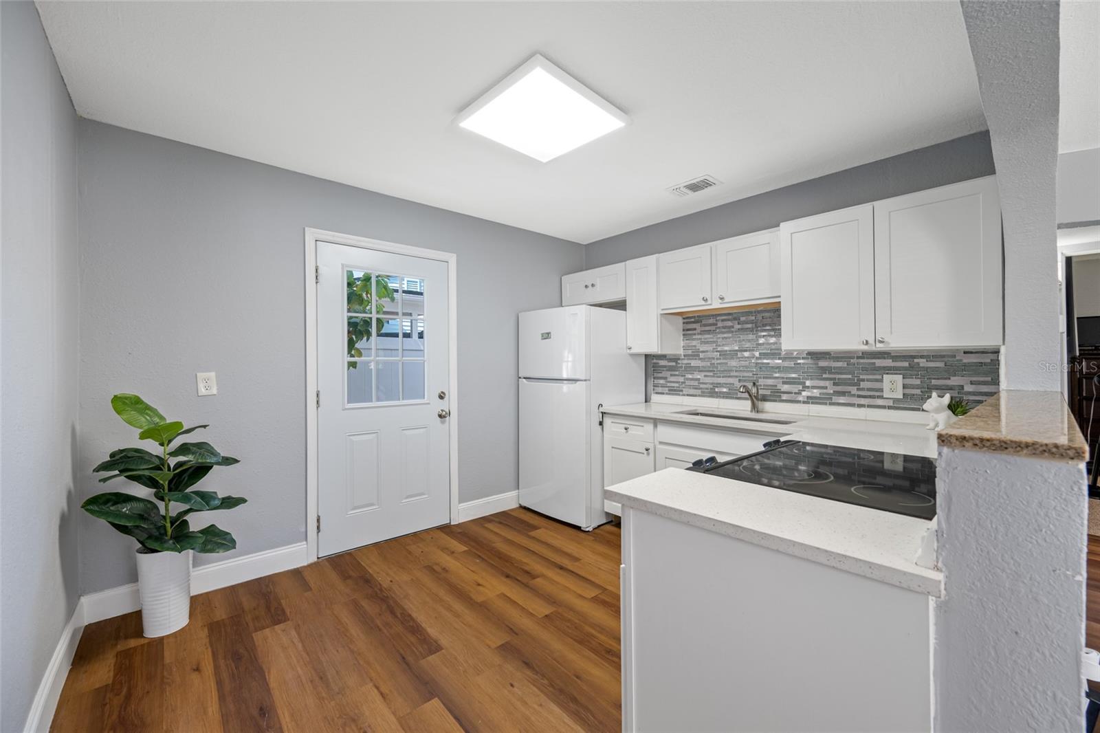 Image 23 of 59 For 1290 Bertland Way