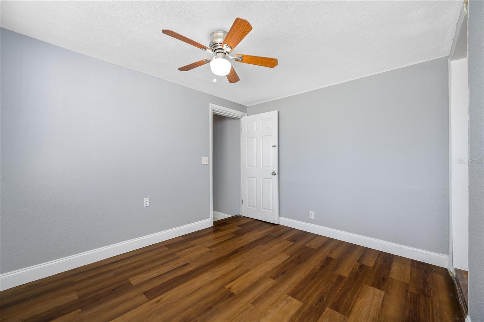 Image 39 of 59 For 1290 Bertland Way