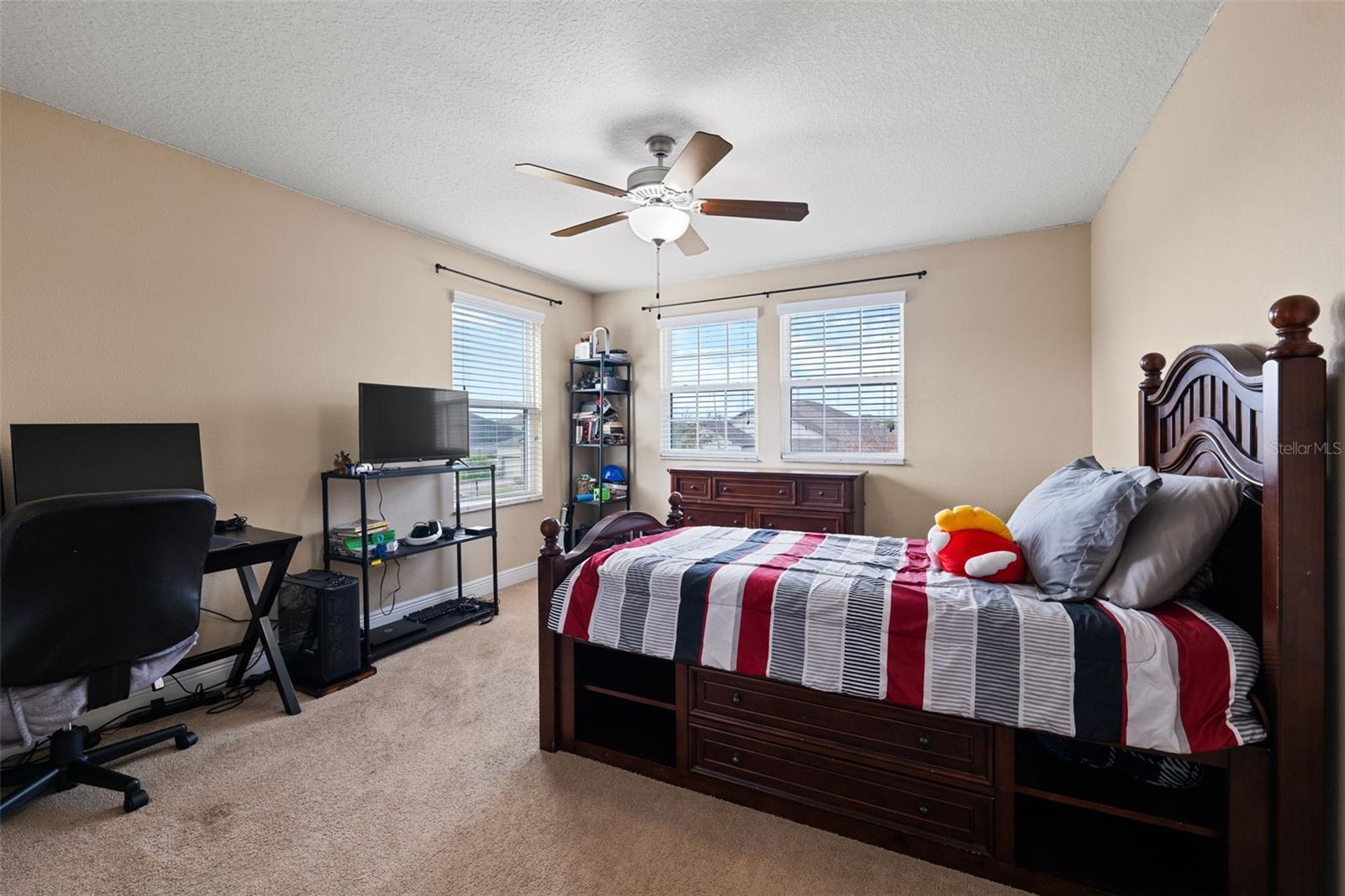 Image 38 of 68 For 8048 Roma Dune Drive