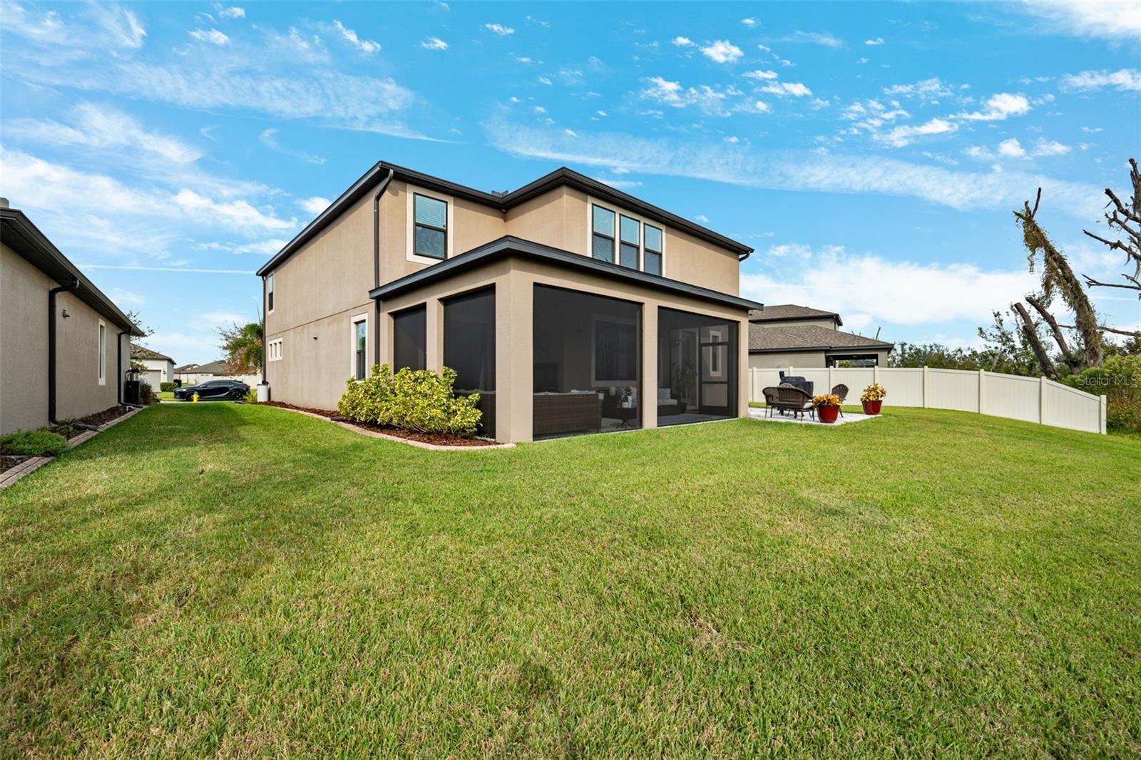 Image 51 of 68 For 8048 Roma Dune Drive