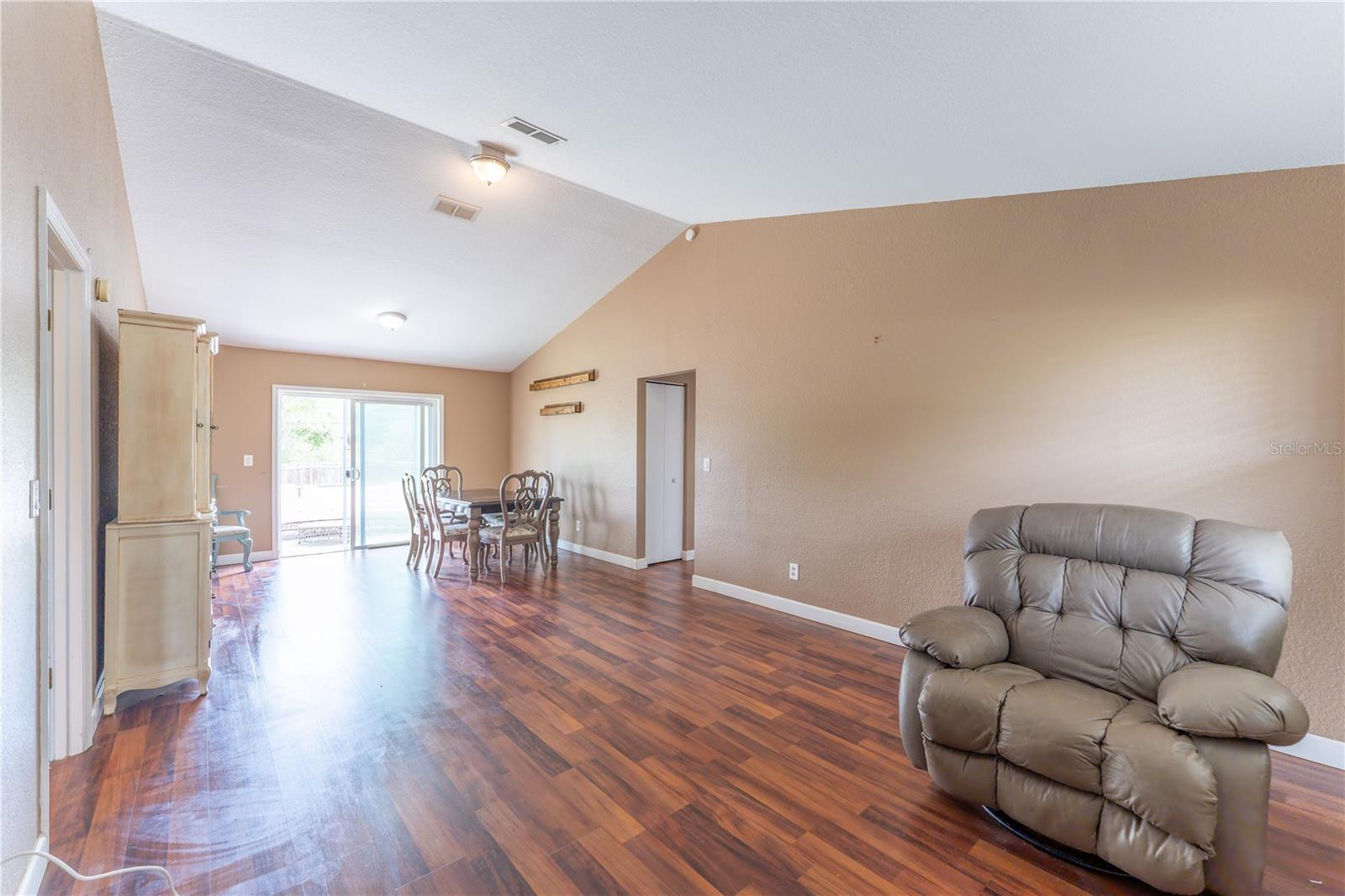 Image 16 of 52 For 14791 29th Avenue Road