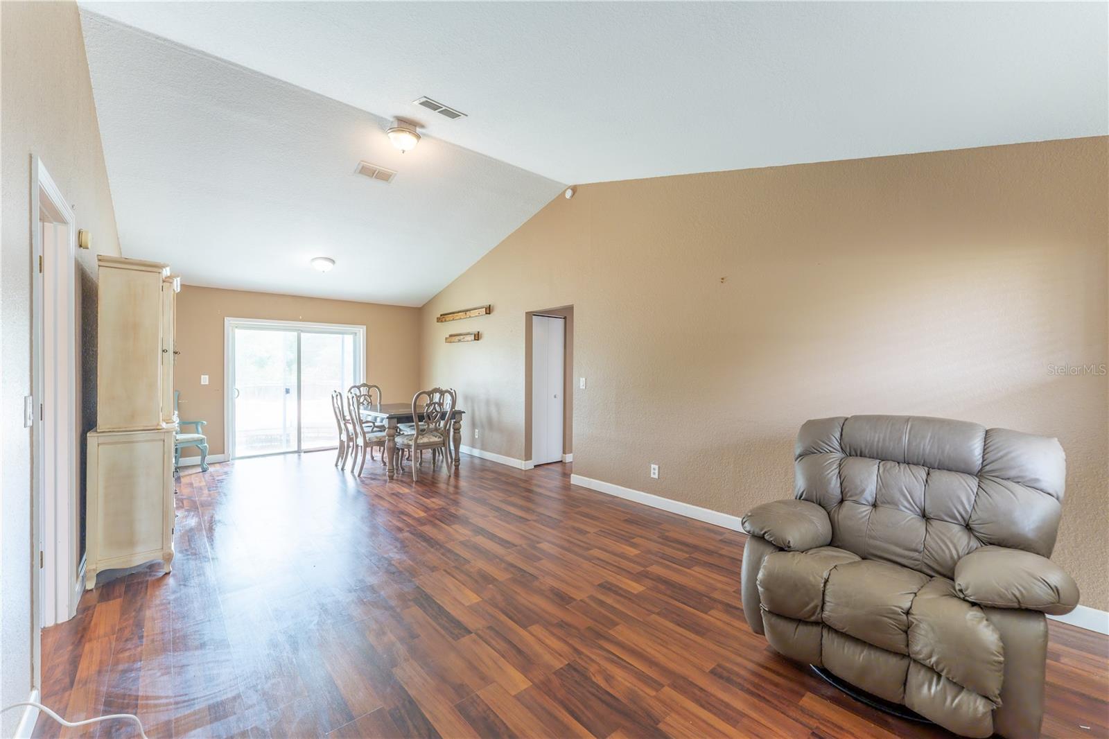 Image 17 of 52 For 14791 29th Avenue Road