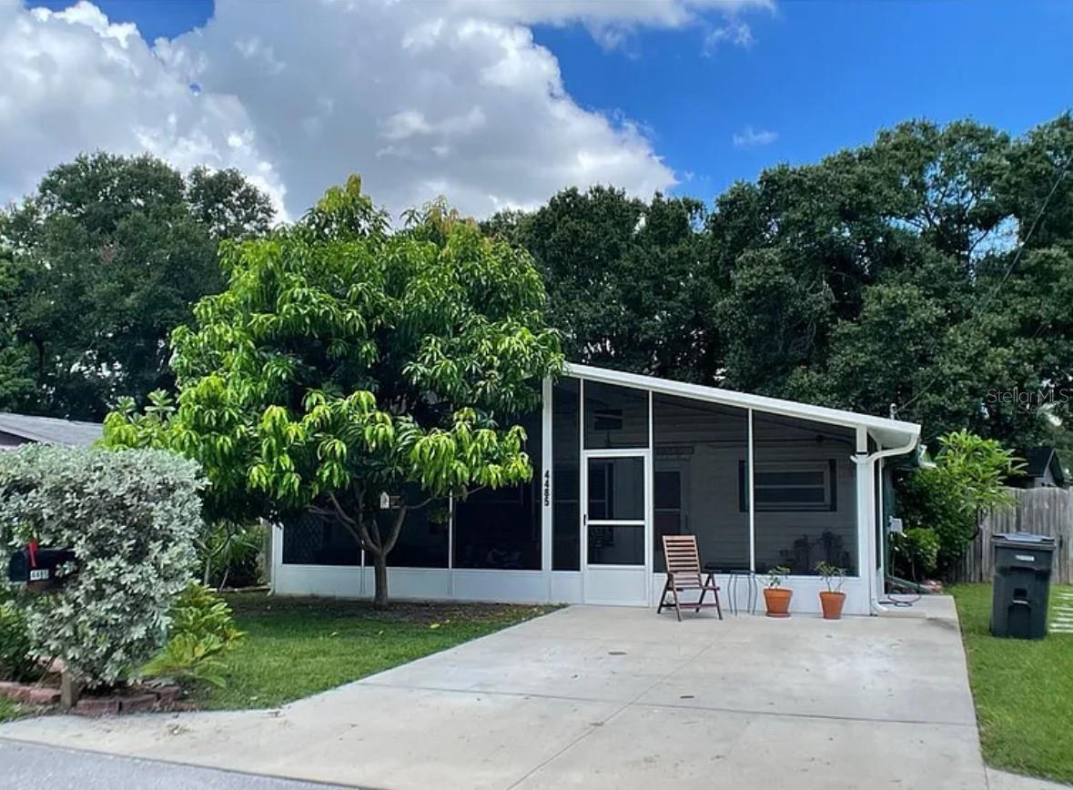 Listing Details for 4485 49th Avenue N, ST PETERSBURG, FL 33714