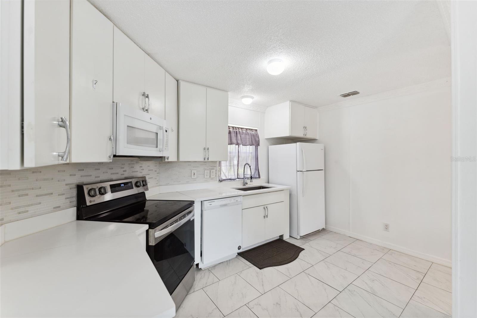 Image 6 of 38 For 12430 Oconee Boulevard