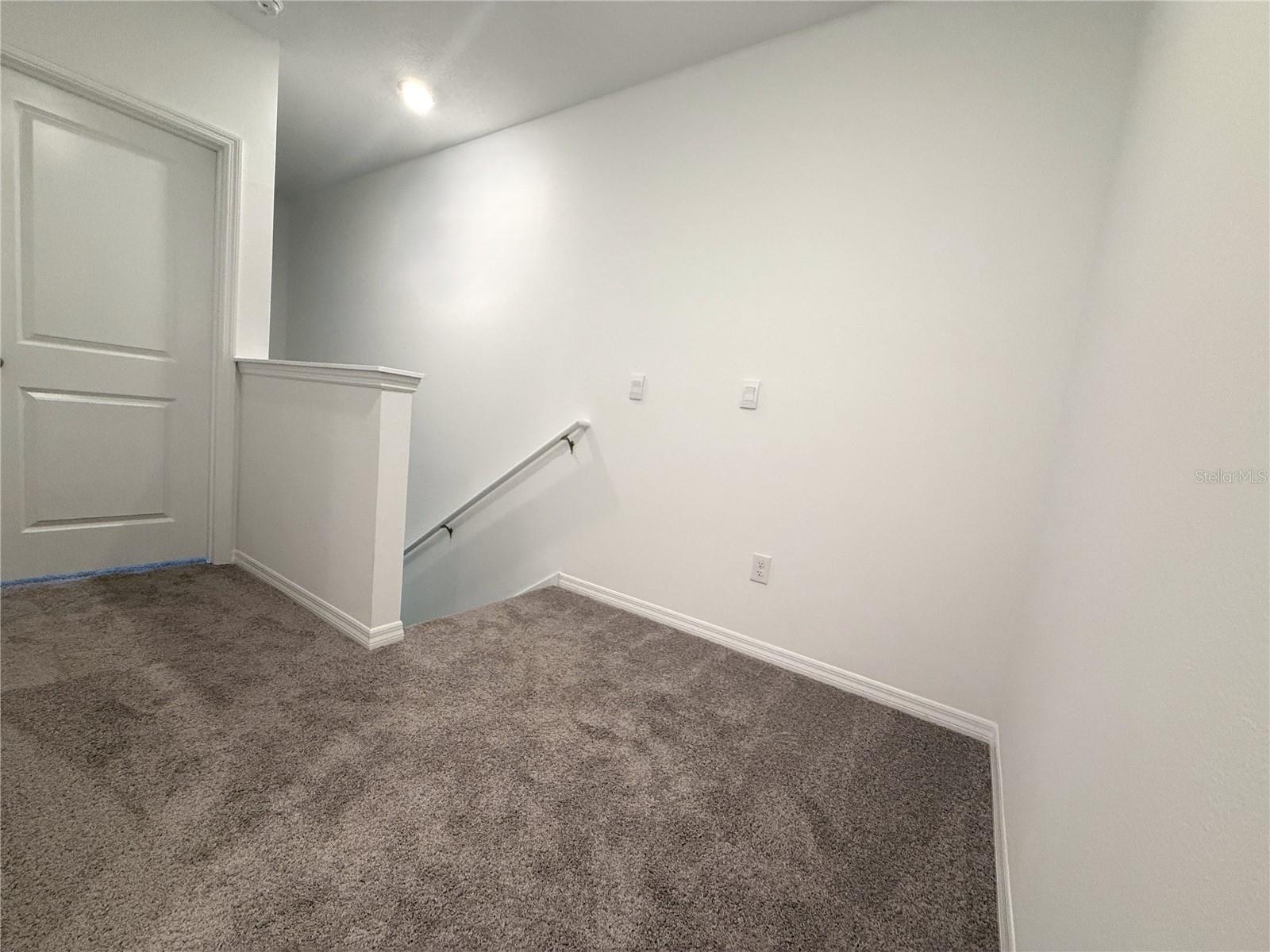 Image 15 of 39 For 17233 Bigleaf Mahogany Lane