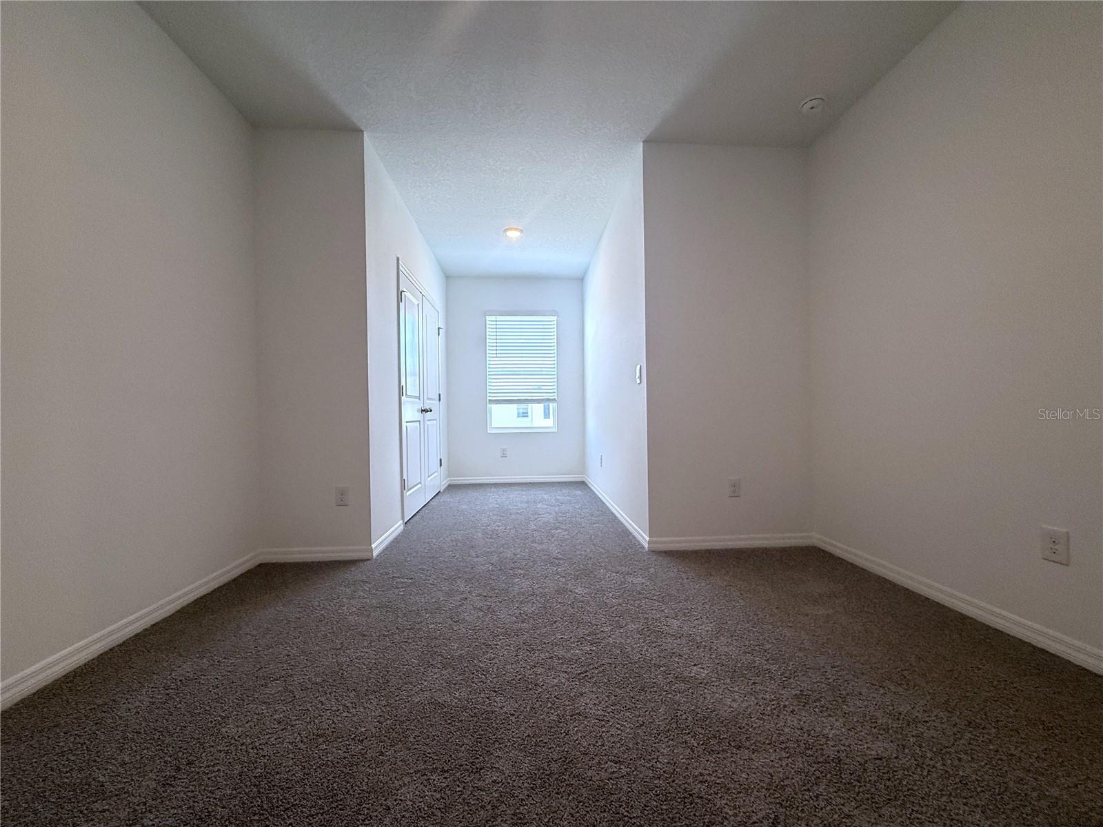 Image 18 of 39 For 17233 Bigleaf Mahogany Lane