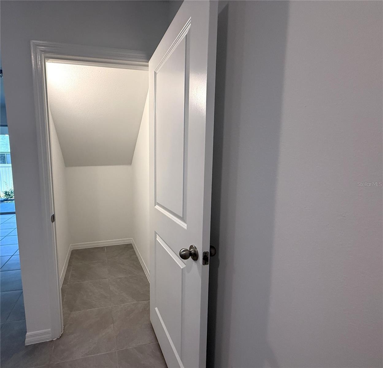 Image 6 of 39 For 17233 Bigleaf Mahogany Lane