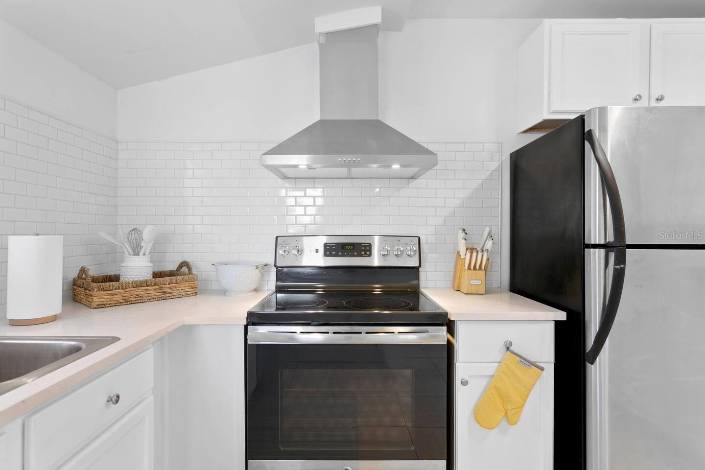 Image 13 of 42 For 2215 Thrace Street