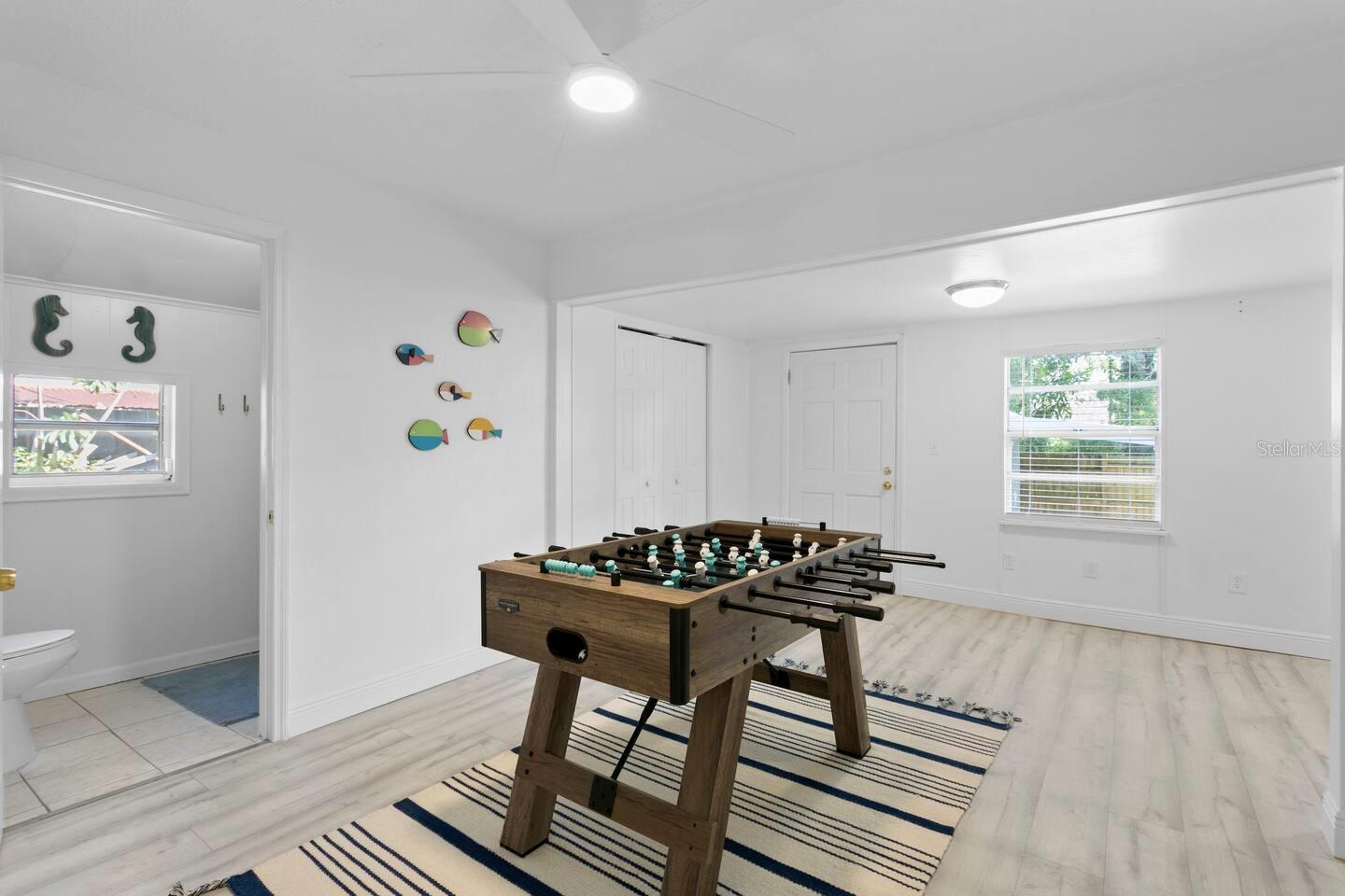 Image 23 of 42 For 2215 Thrace Street