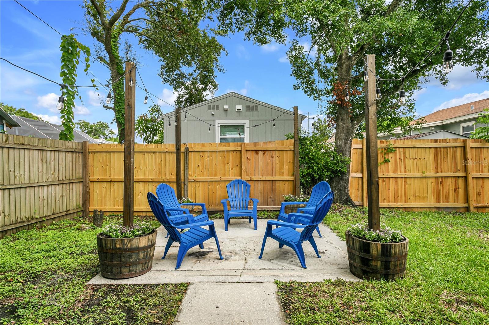 Image 27 of 42 For 2215 Thrace Street
