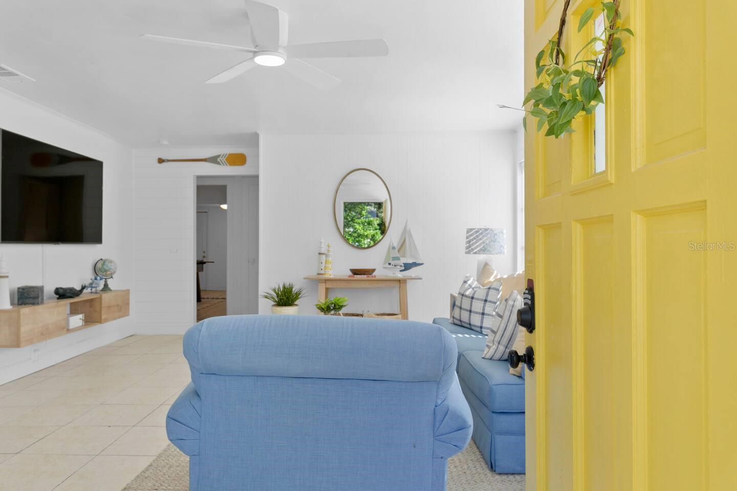 Image 3 of 42 For 2215 Thrace Street