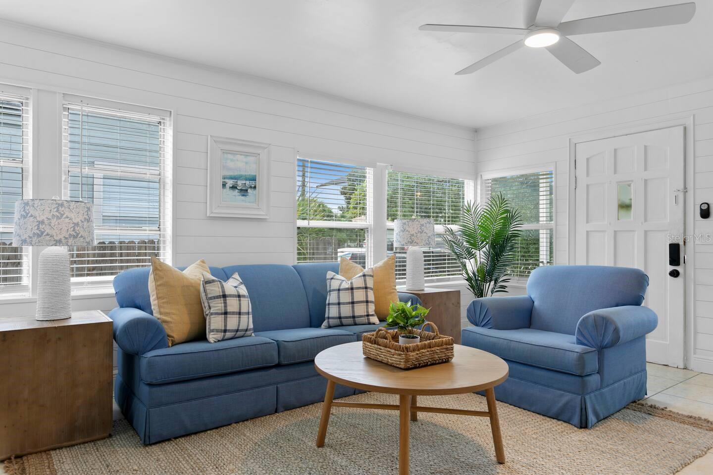 Image 4 of 42 For 2215 Thrace Street