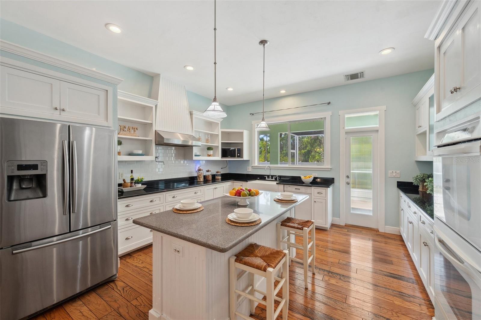 Image 22 of 99 For 806 Linwood Terrace