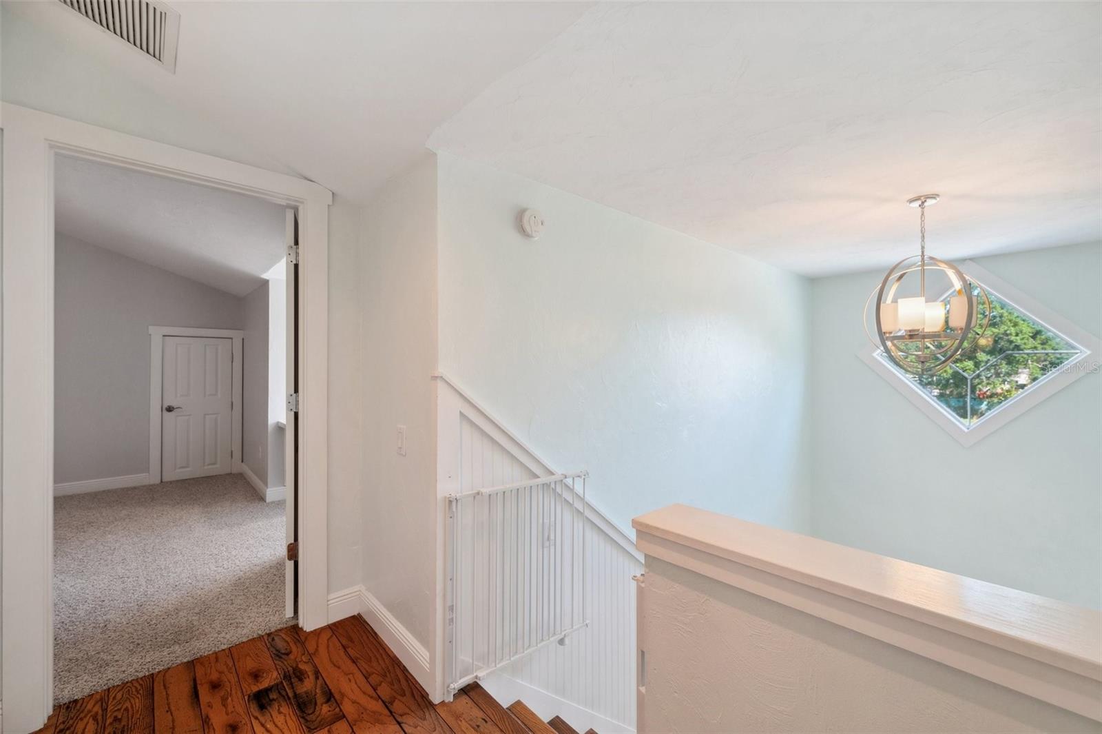 Image 48 of 99 For 806 Linwood Terrace