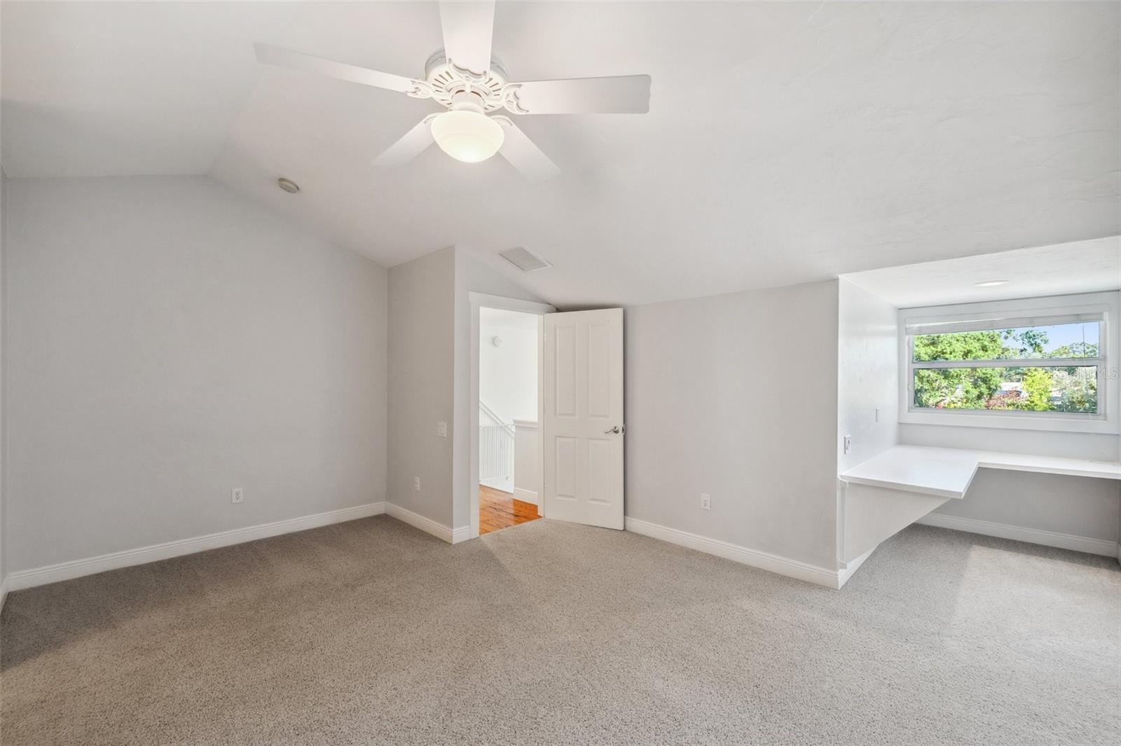 Image 50 of 99 For 806 Linwood Terrace