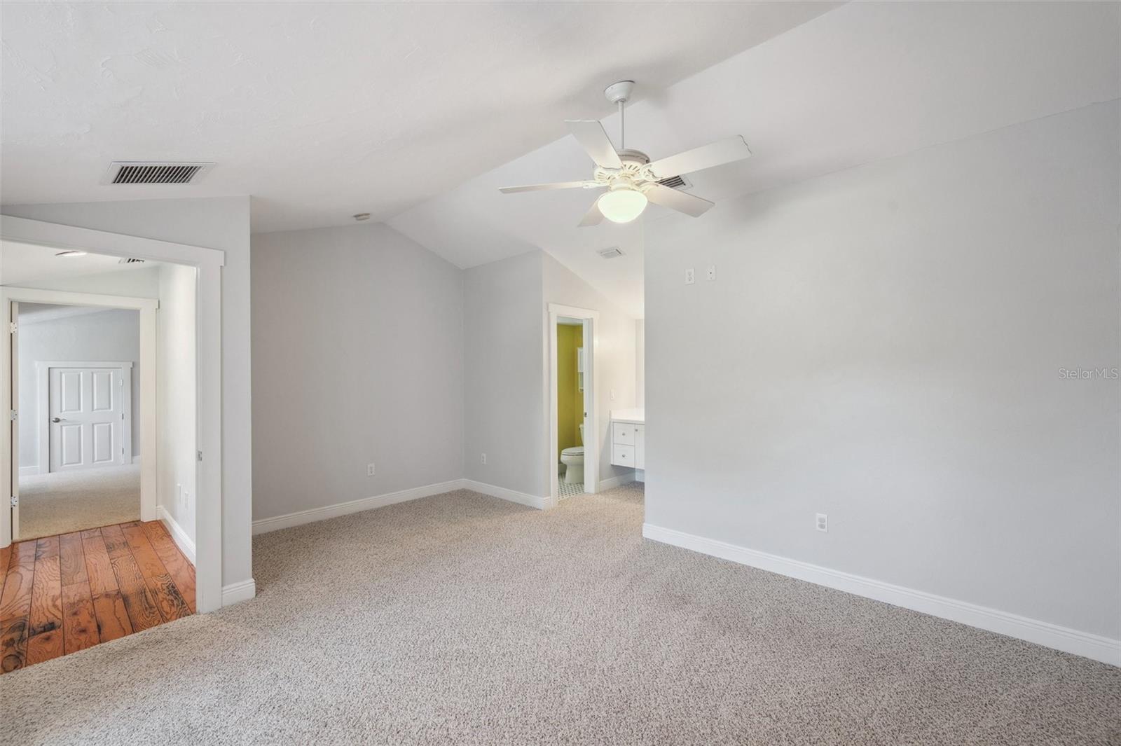 Image 58 of 99 For 806 Linwood Terrace