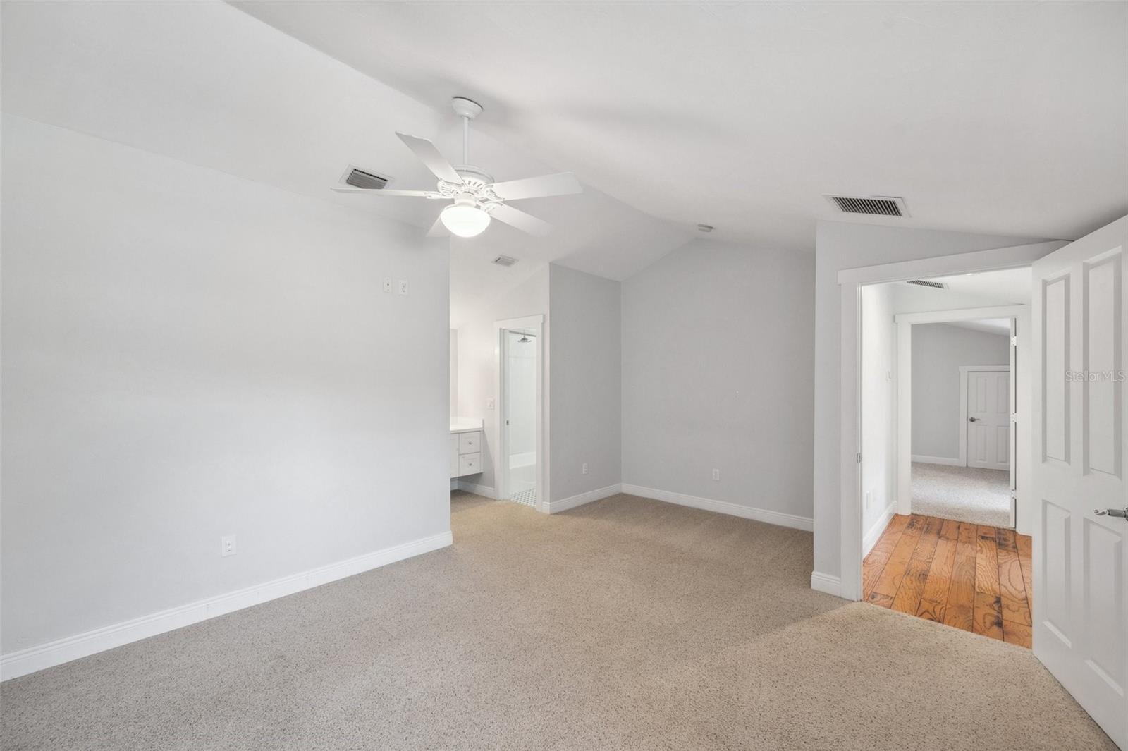Image 59 of 99 For 806 Linwood Terrace