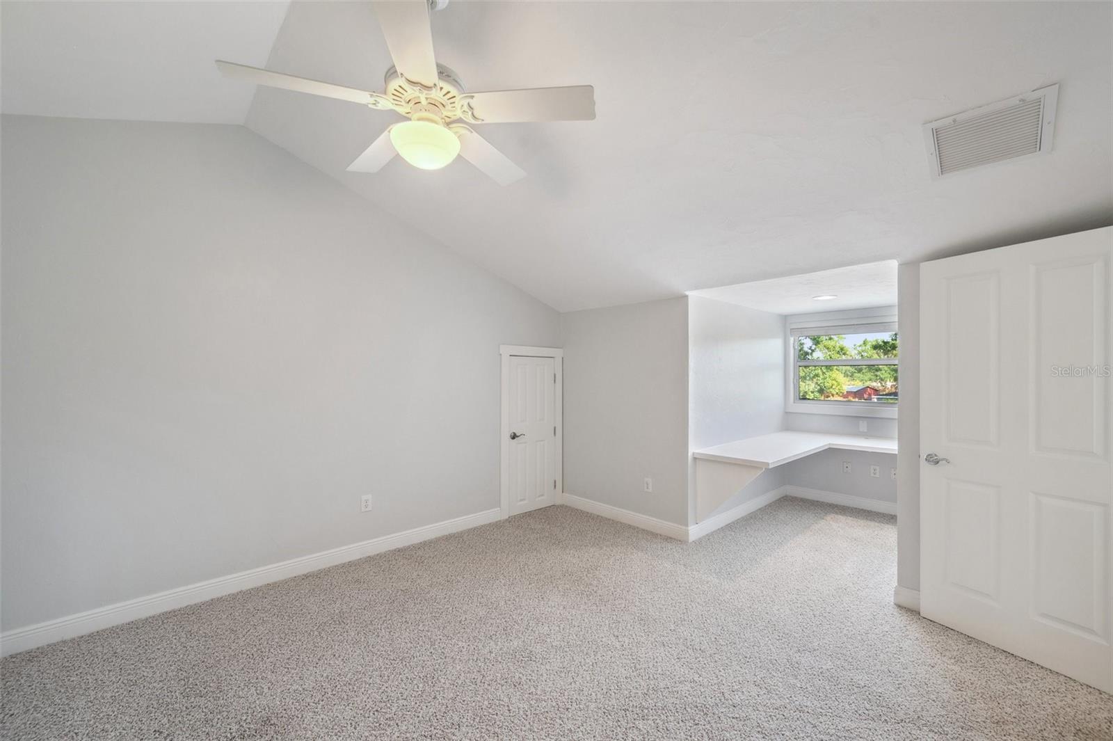 Image 60 of 99 For 806 Linwood Terrace