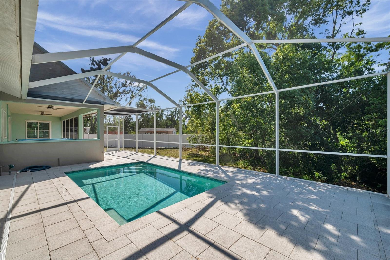 Image 65 of 99 For 806 Linwood Terrace