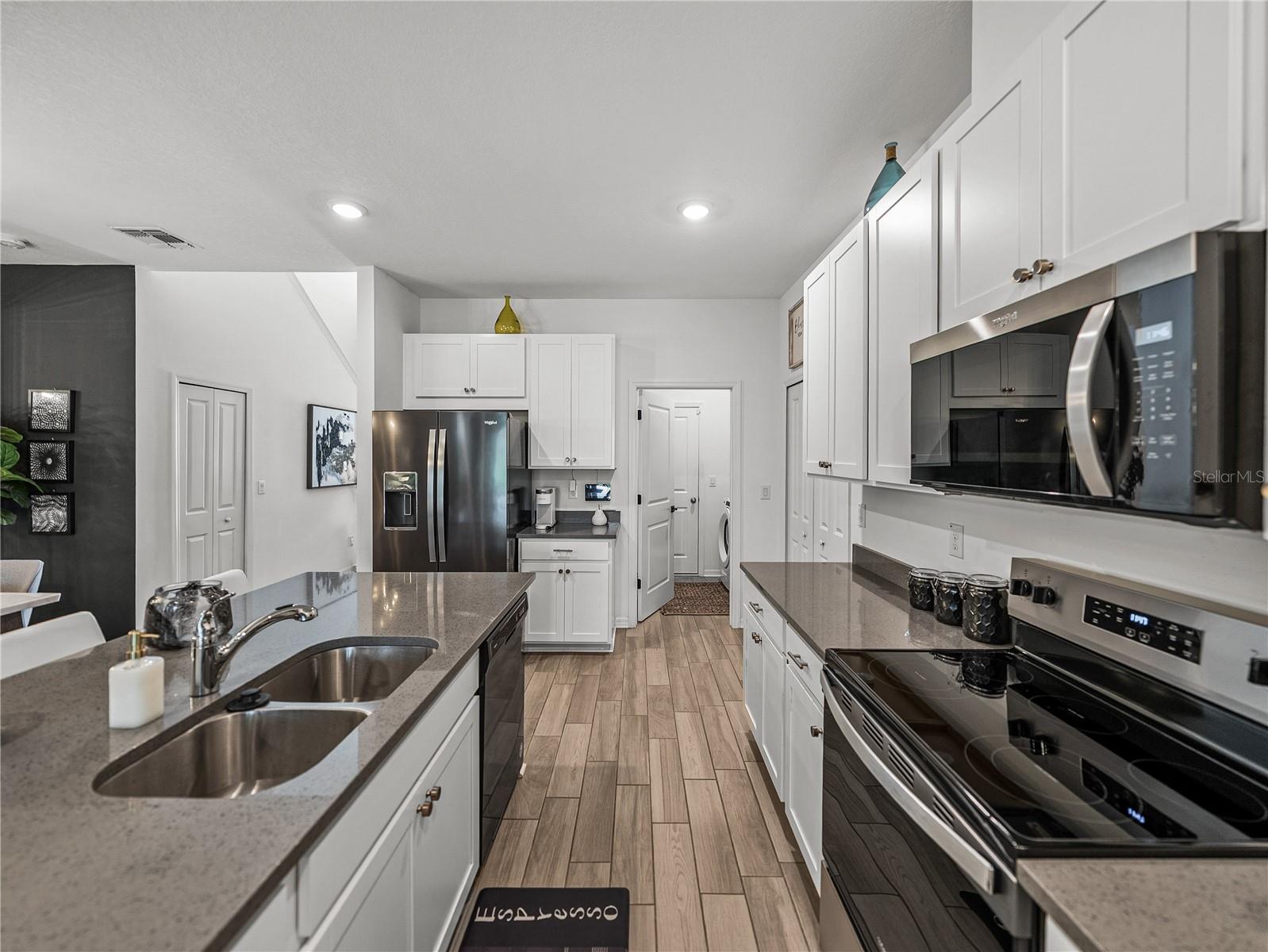 Image 19 of 87 For 34135 White Fountain Court