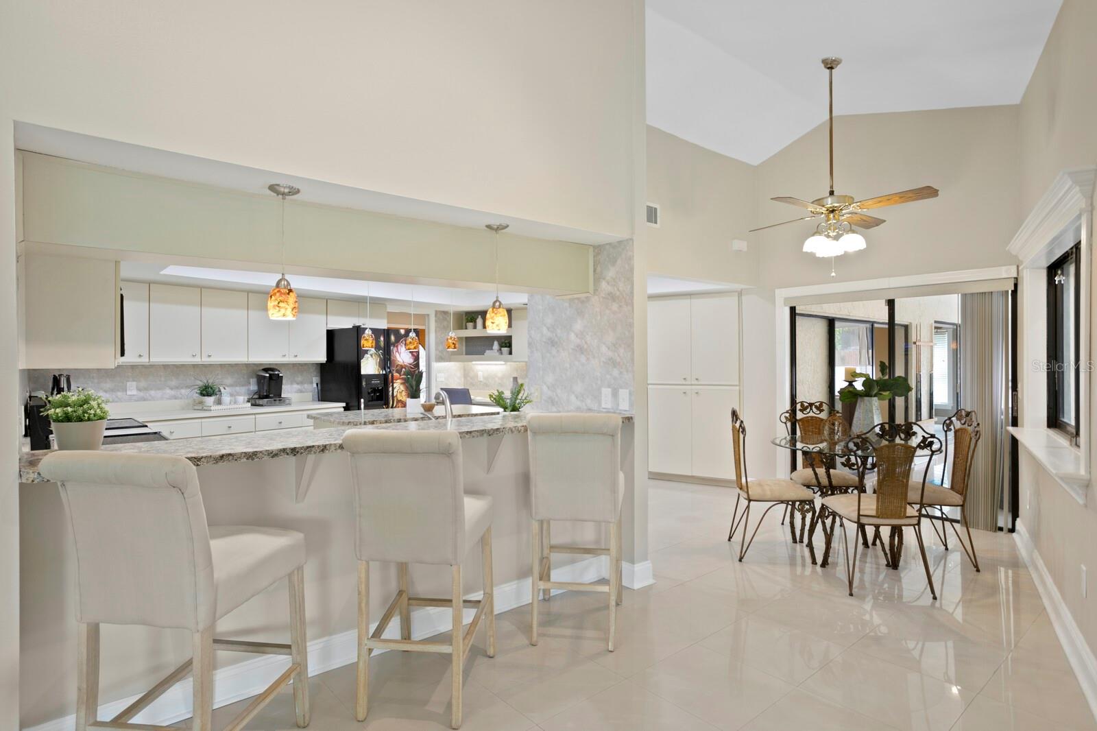 Image 18 of 48 For 6213 Queensway Drive