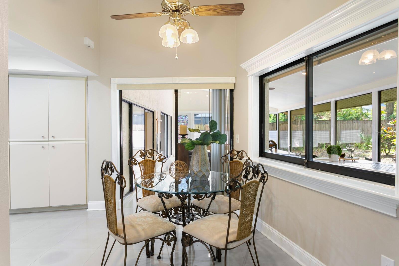 Image 24 of 48 For 6213 Queensway Drive