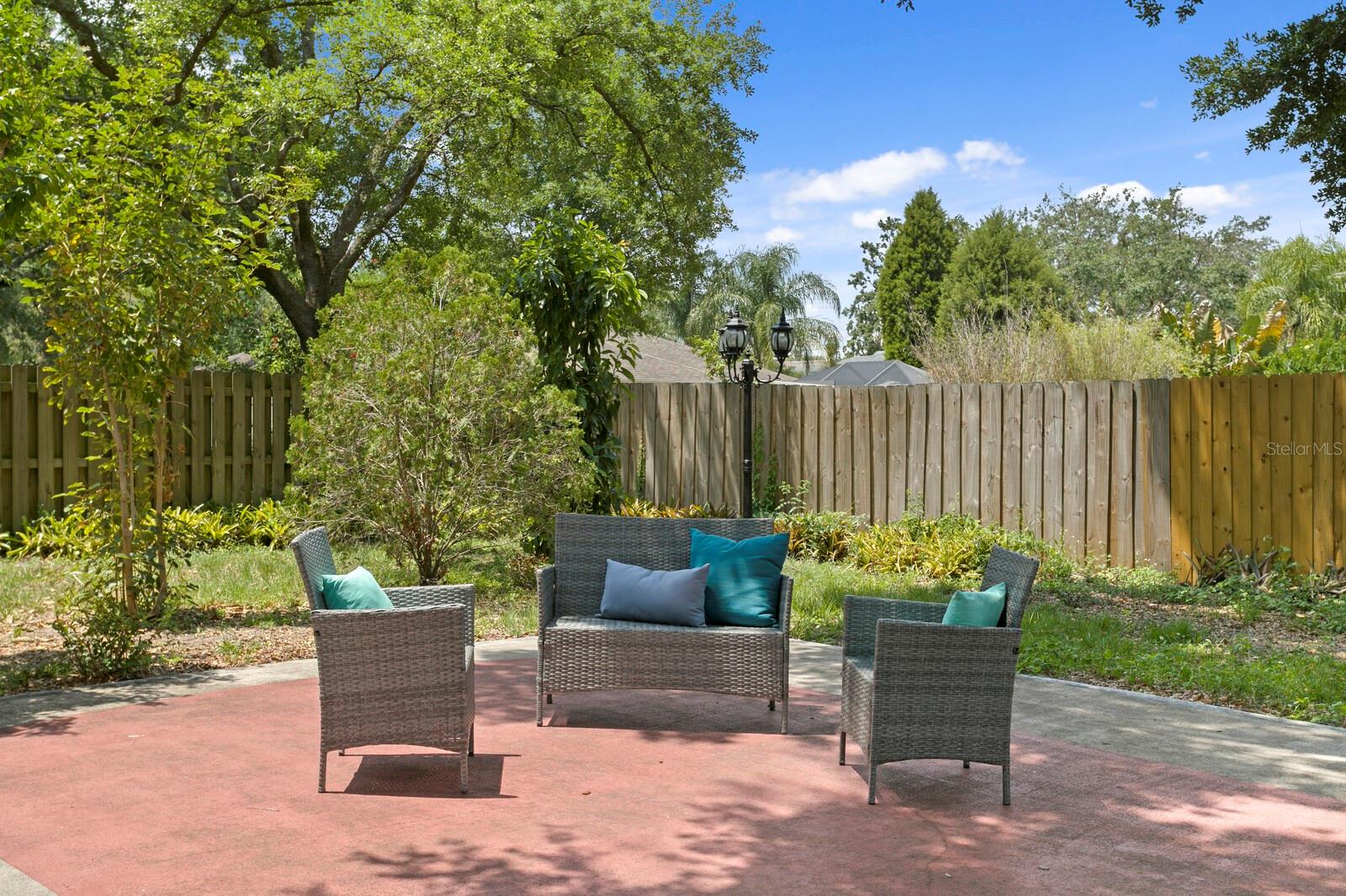 Image 41 of 48 For 6213 Queensway Drive