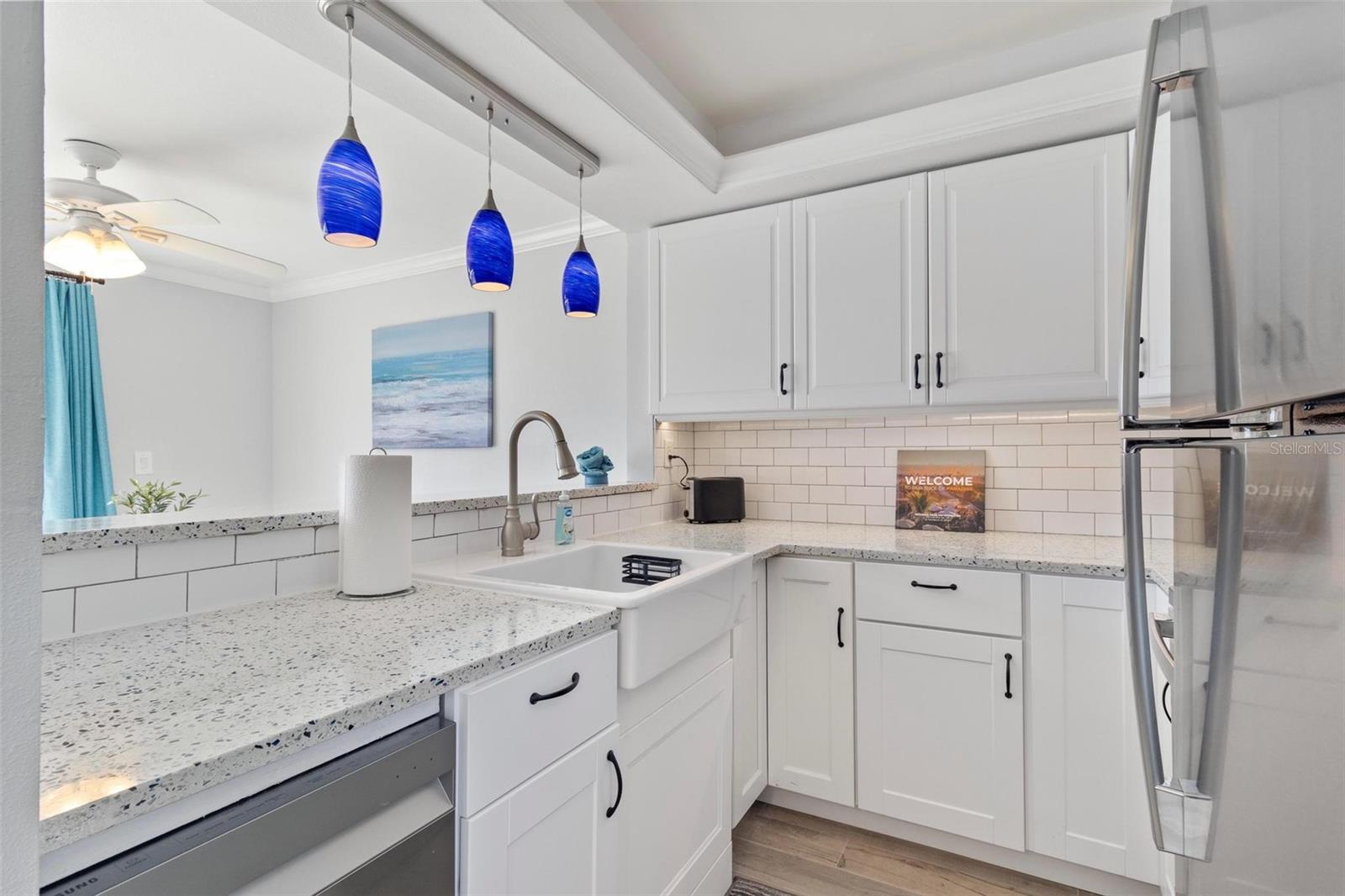 Image 6 of 19 For 4103 Gulf Boulevard 106